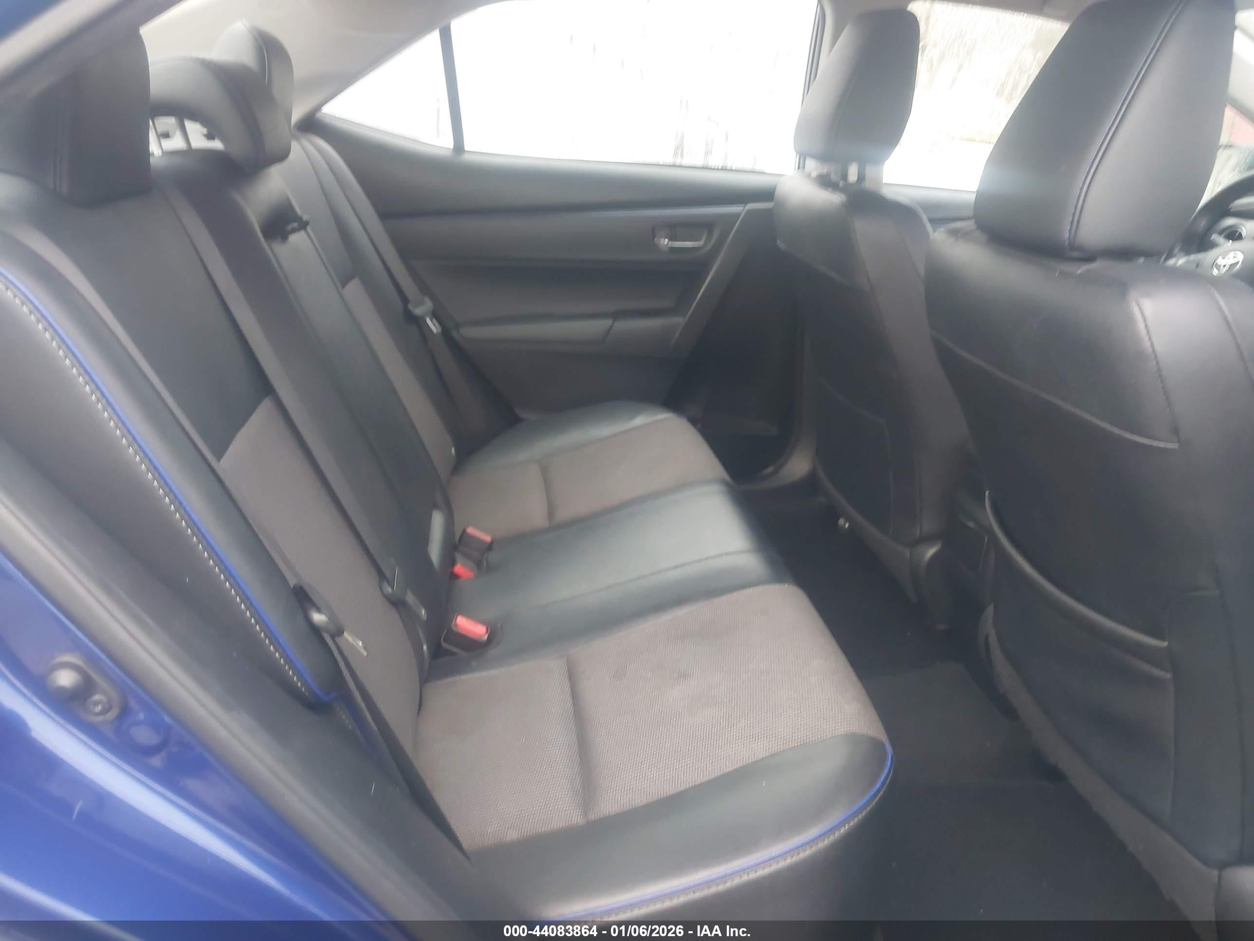 TOYOTA COROLLA image 8