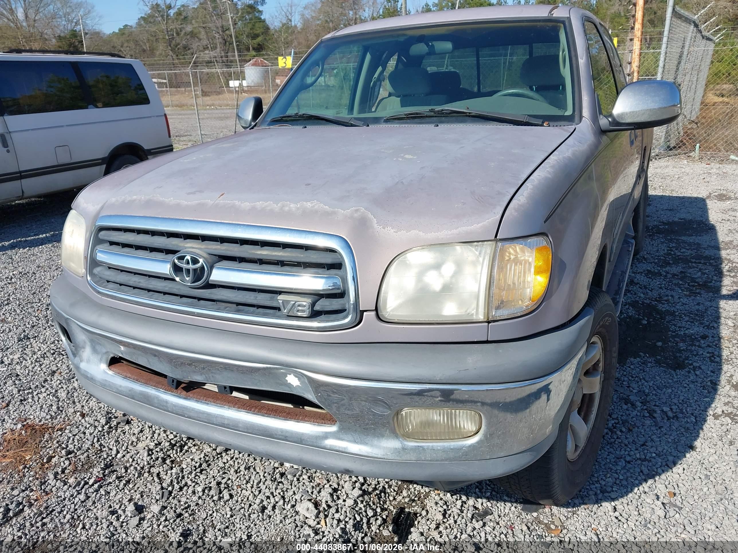 TOYOTA TUNDRA image 6