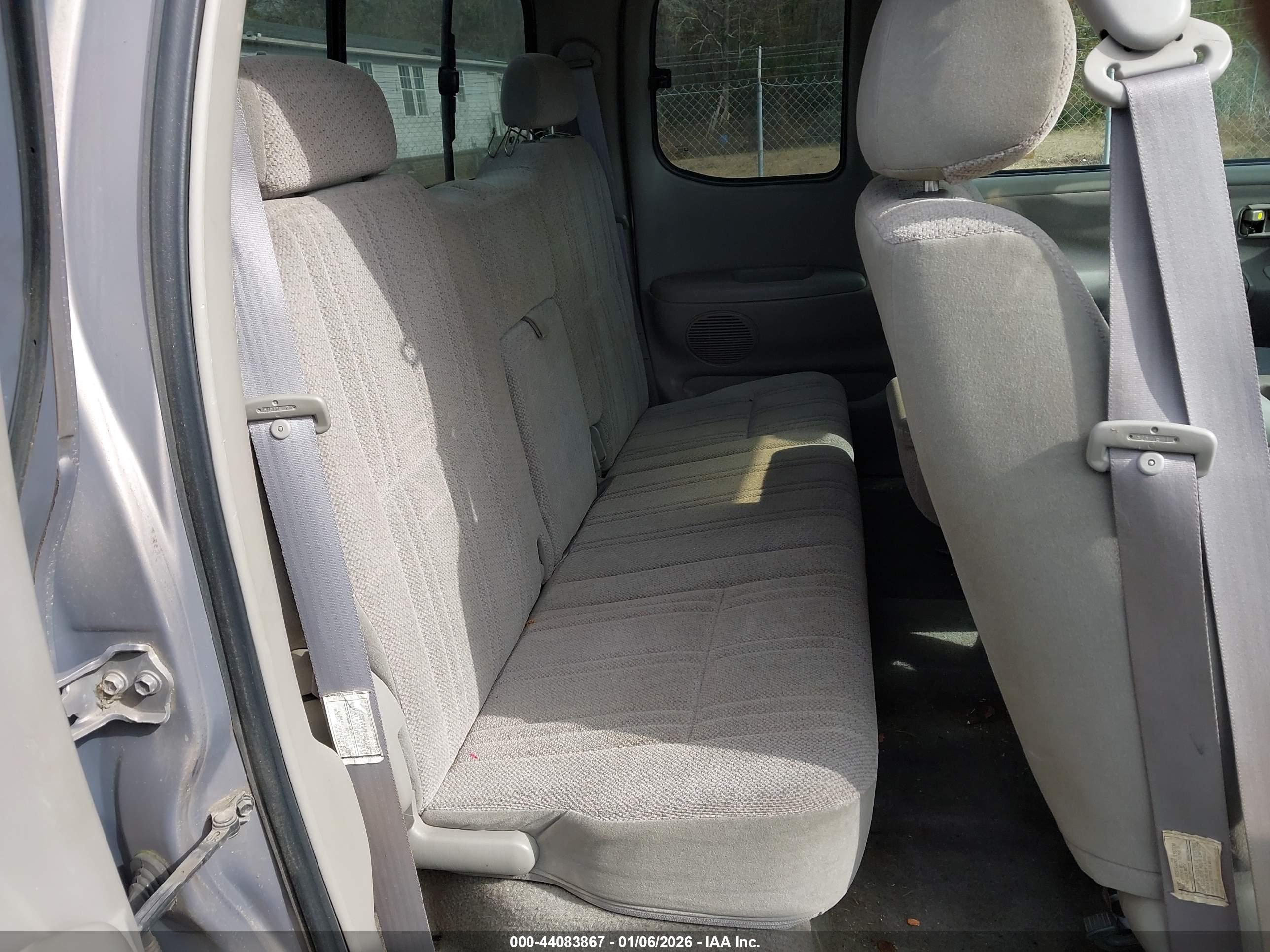 TOYOTA TUNDRA image 8