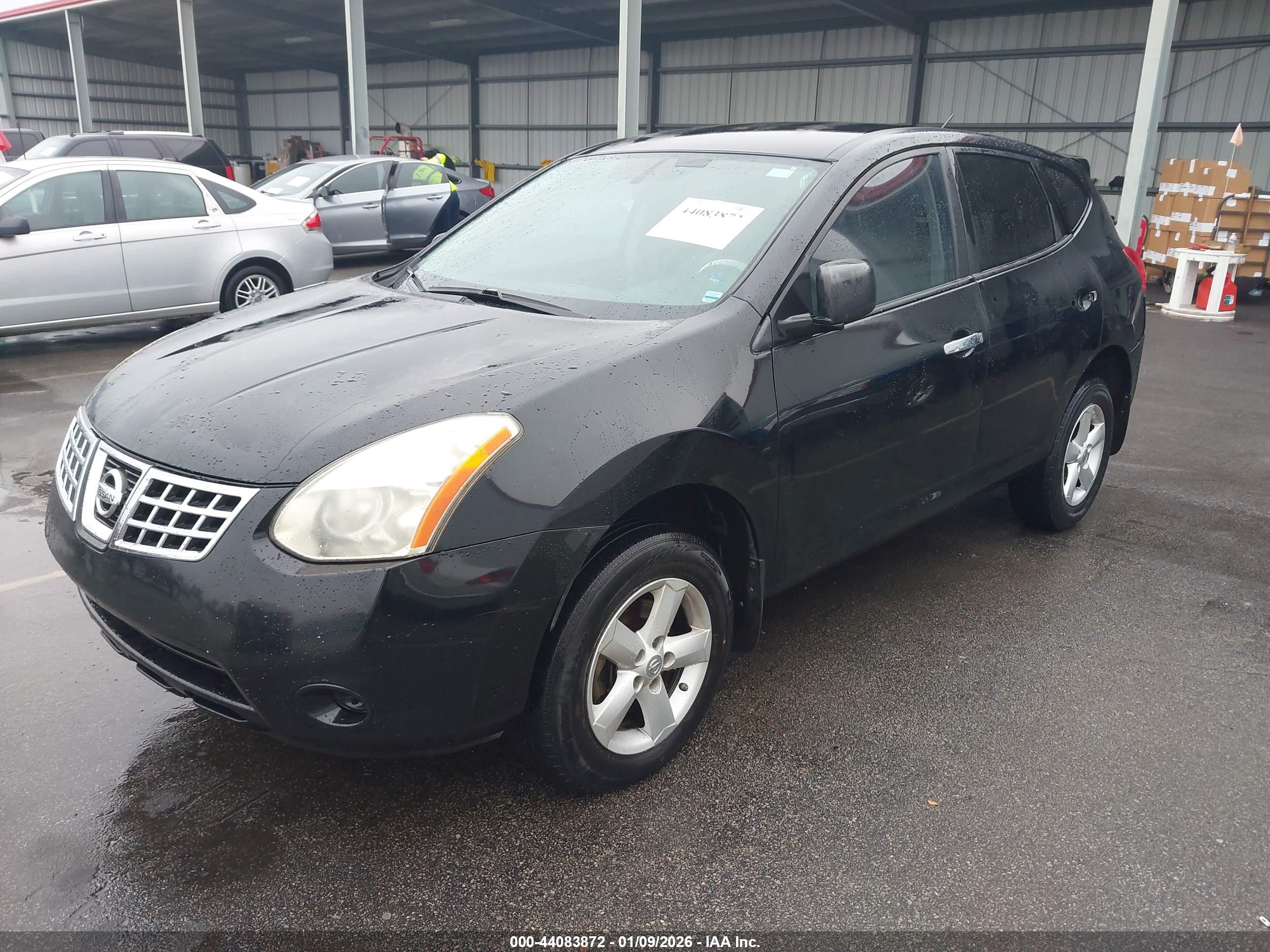 NISSAN ROGUE image 2