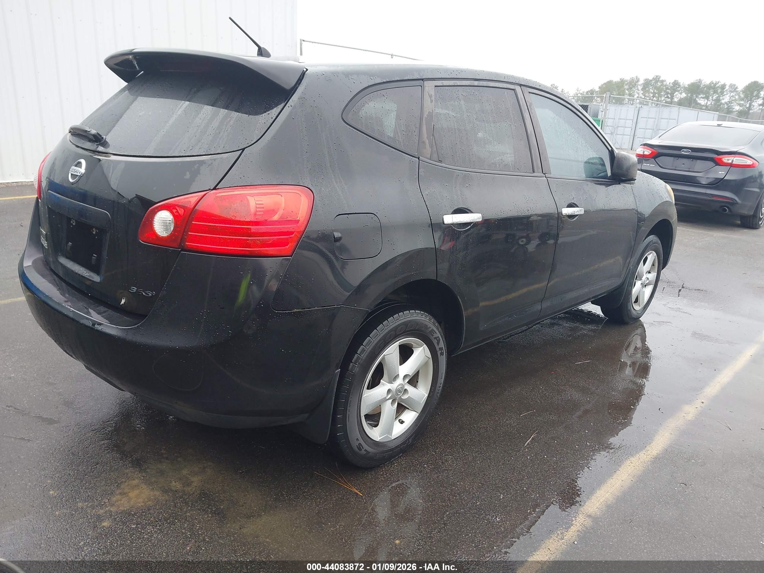 NISSAN ROGUE image 4