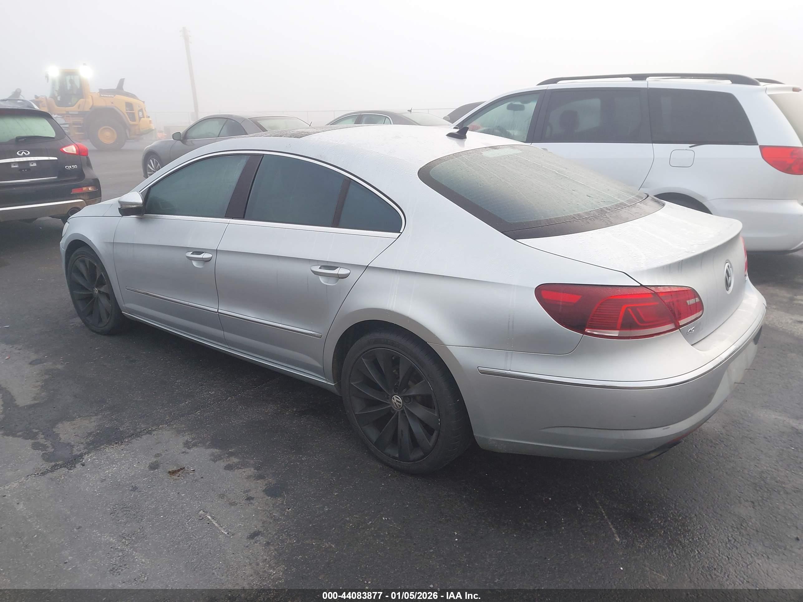 VOLKSWAGEN CC image 3