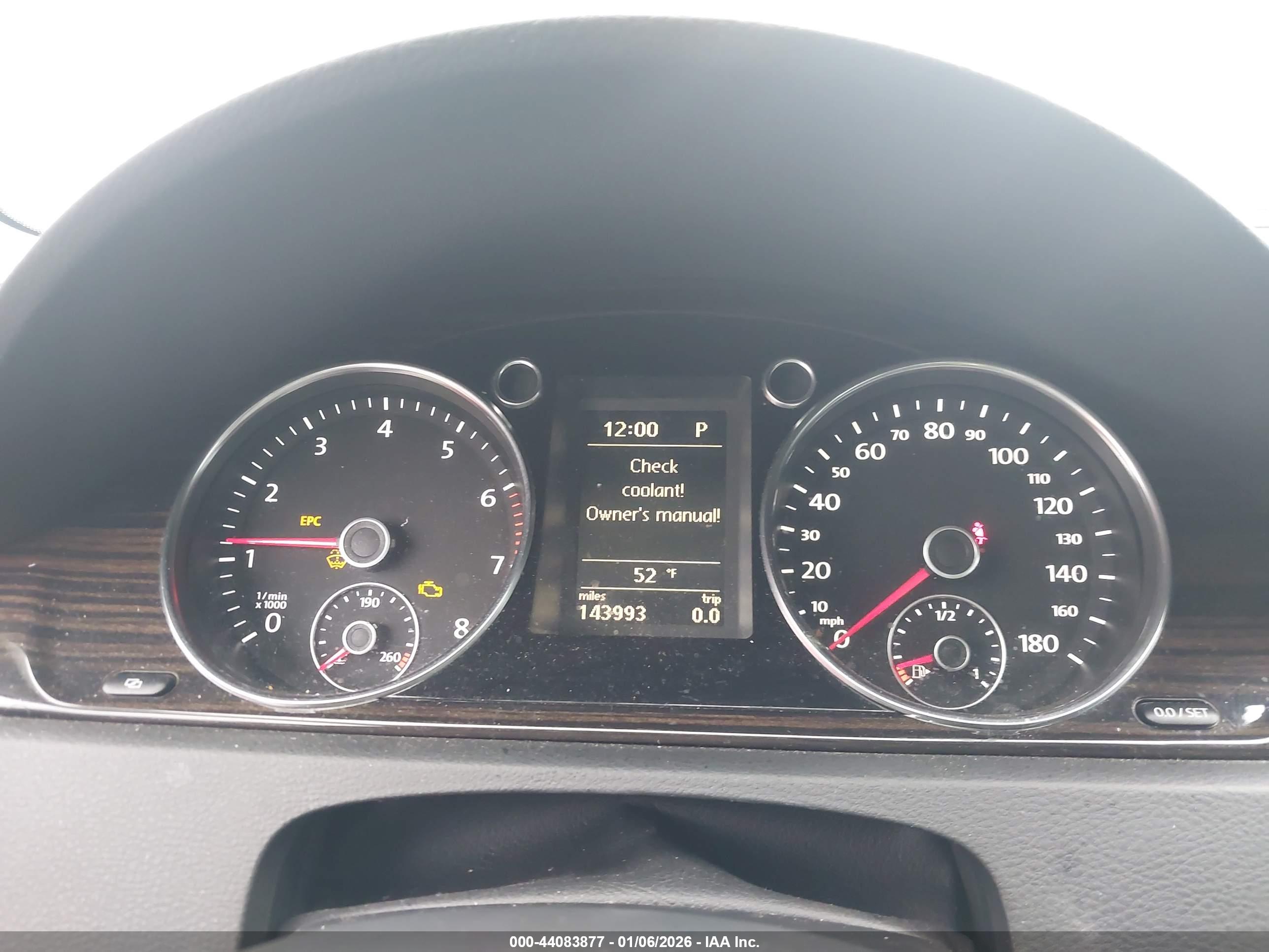 VOLKSWAGEN CC image 7