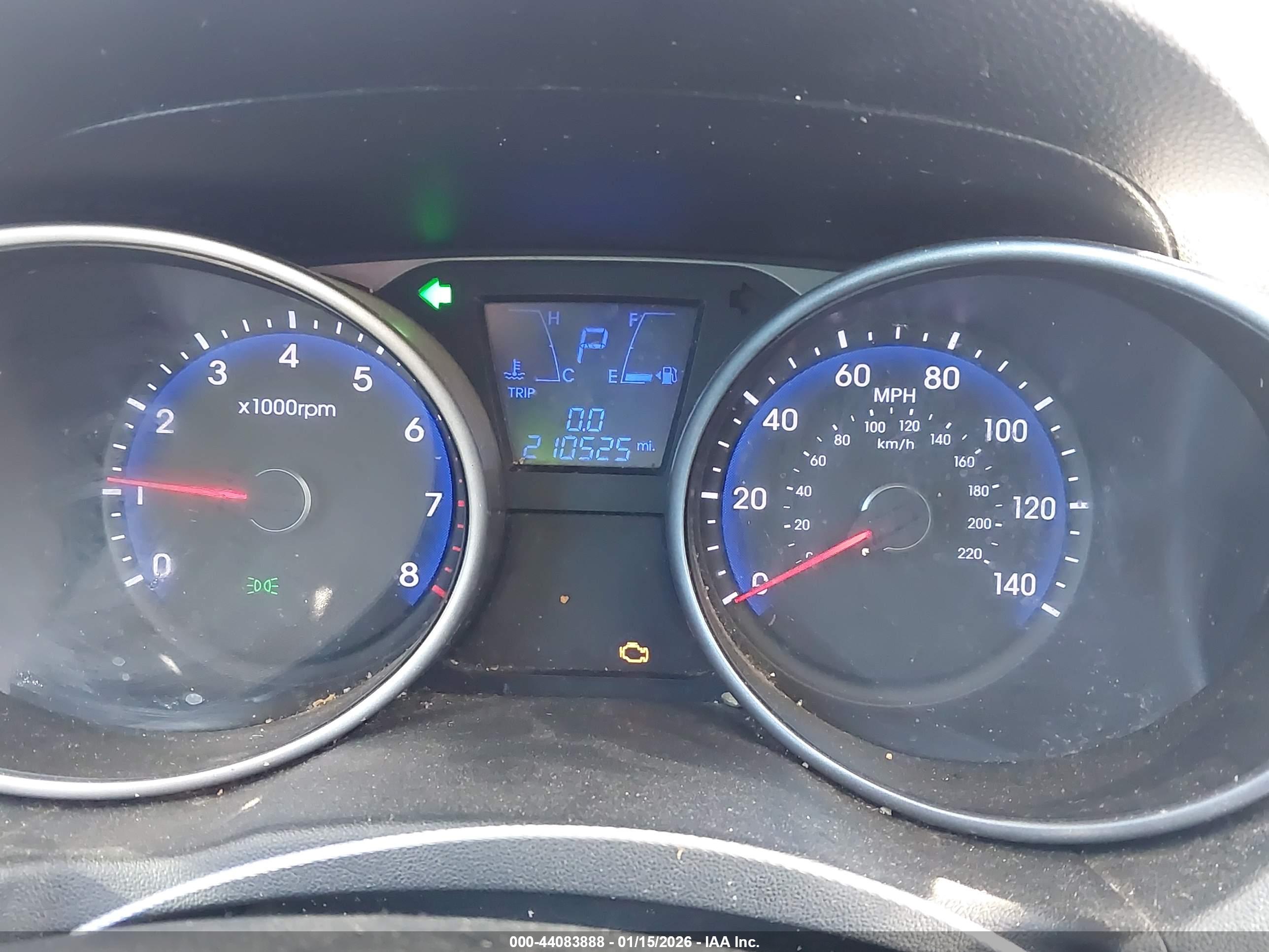 HYUNDAI TUCSON image 7