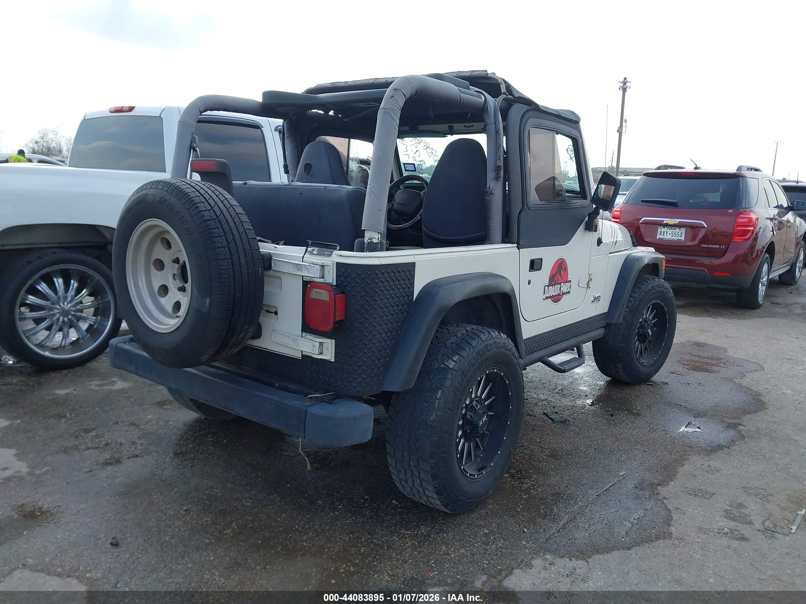 JEEP WRANGLER image 4