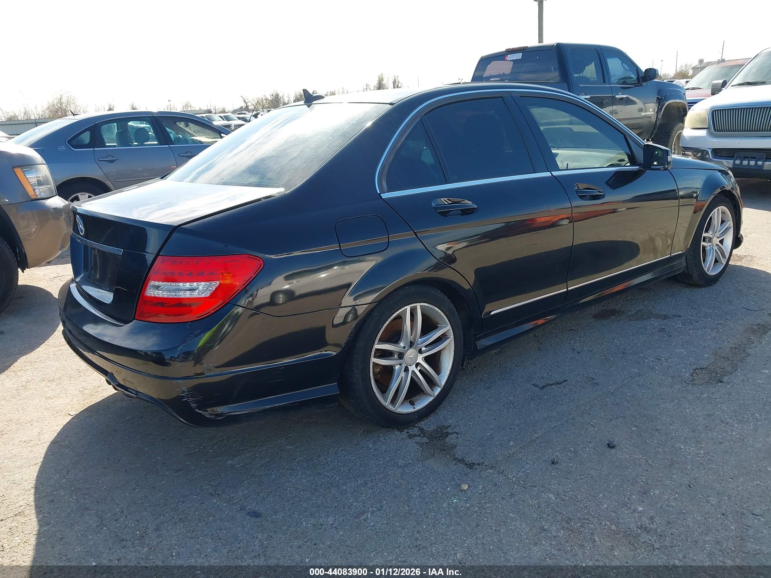 MERCEDES-BENZ C image 4