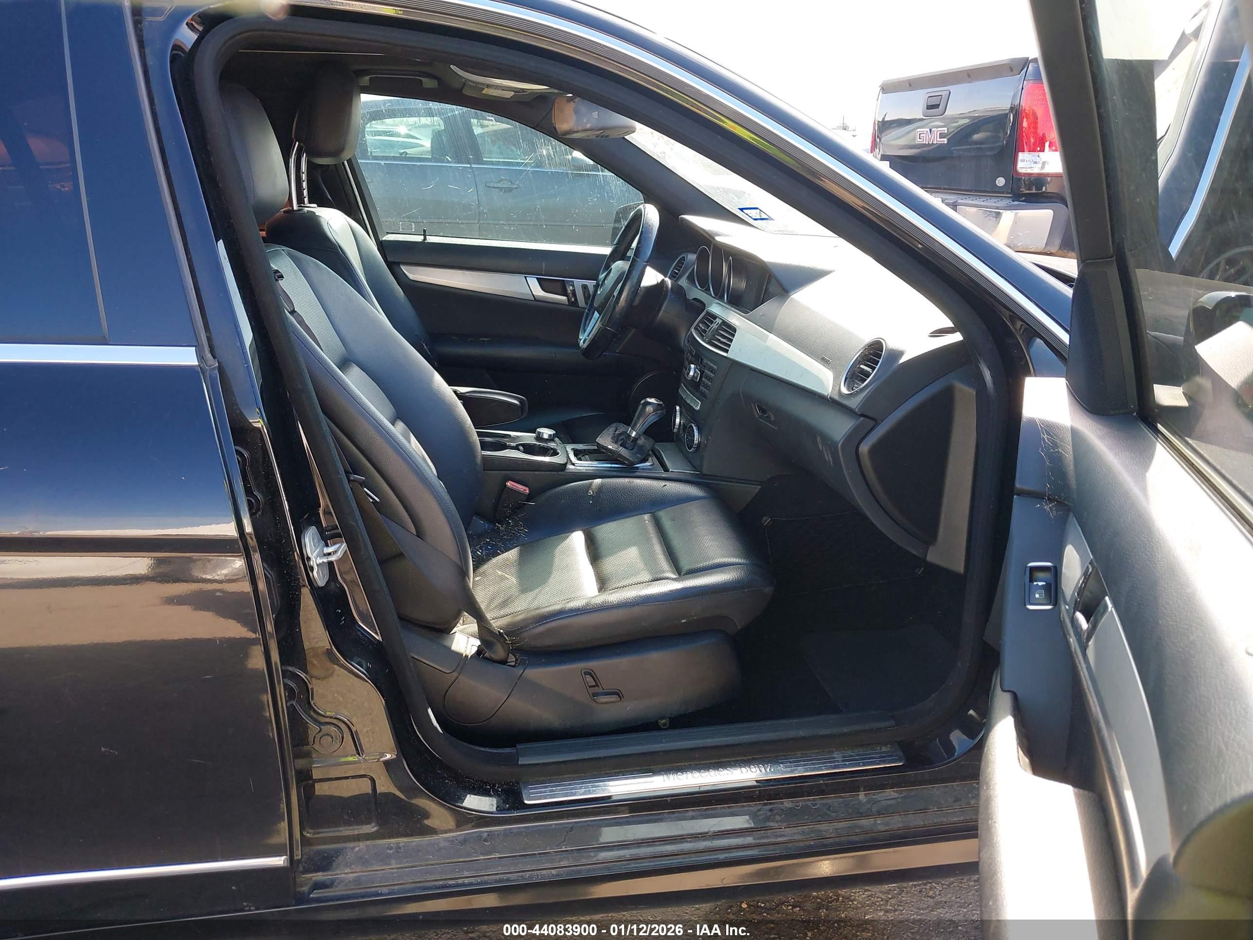 MERCEDES-BENZ C image 5
