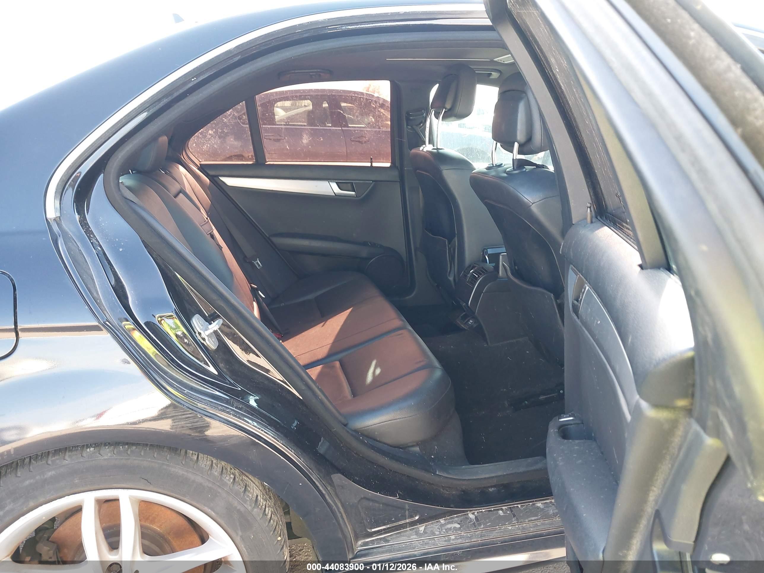 MERCEDES-BENZ C image 8