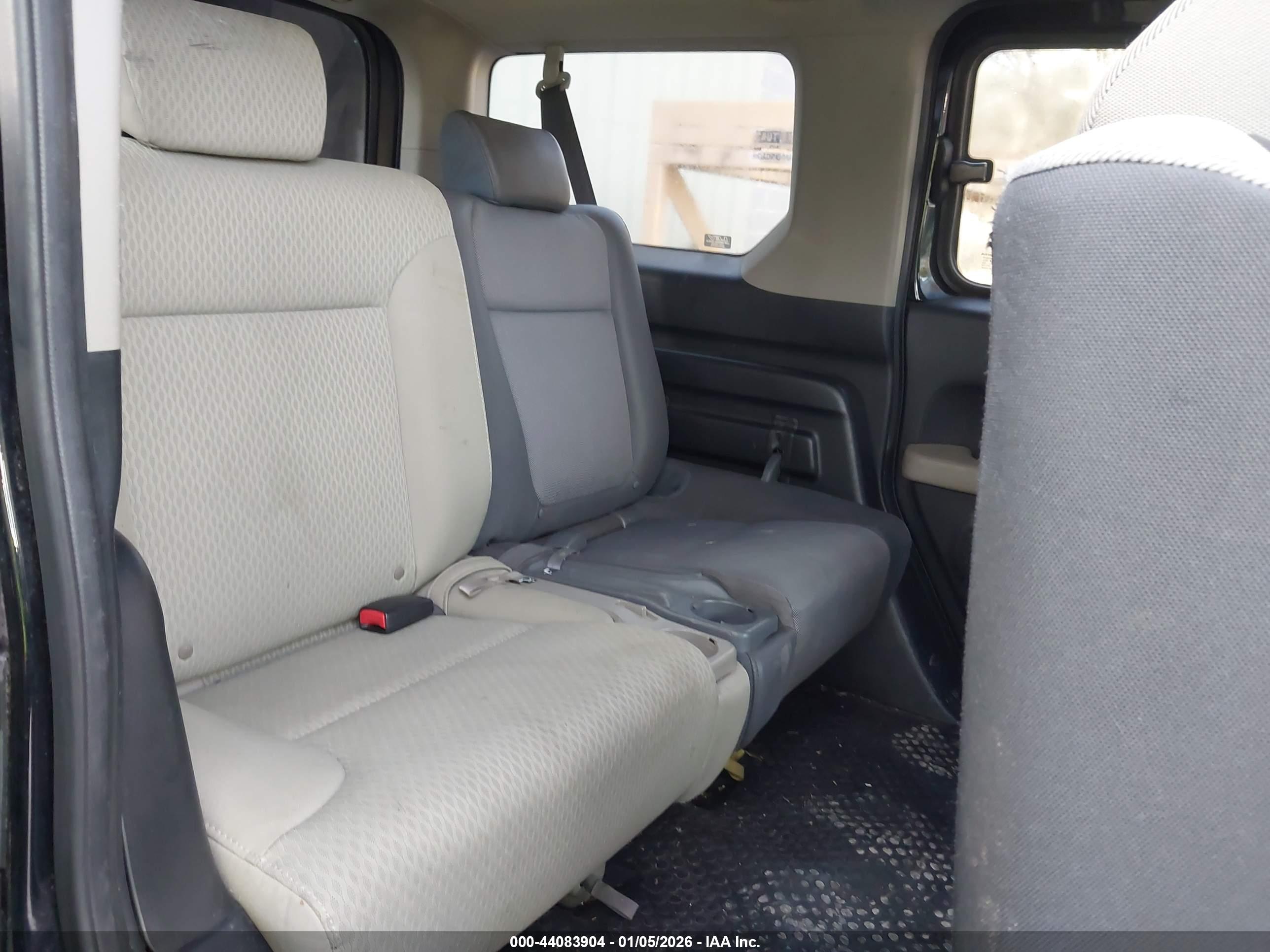 HONDA ELEMENT image 8