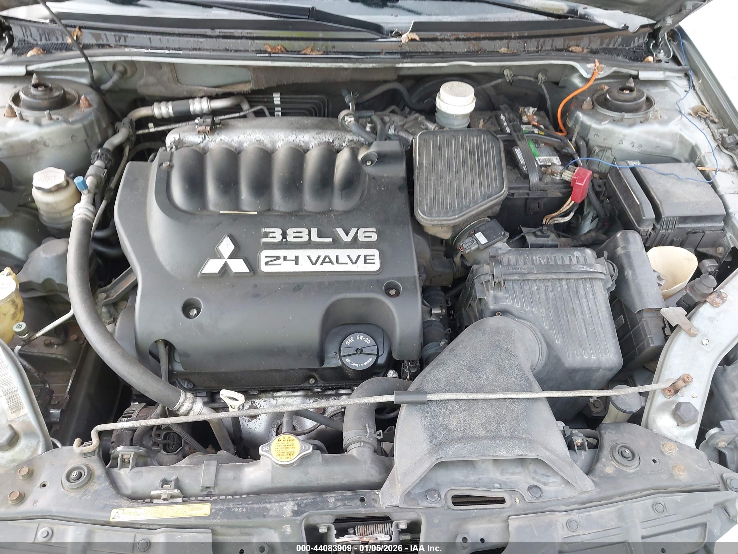 MITSUBISHI GALANT image 10