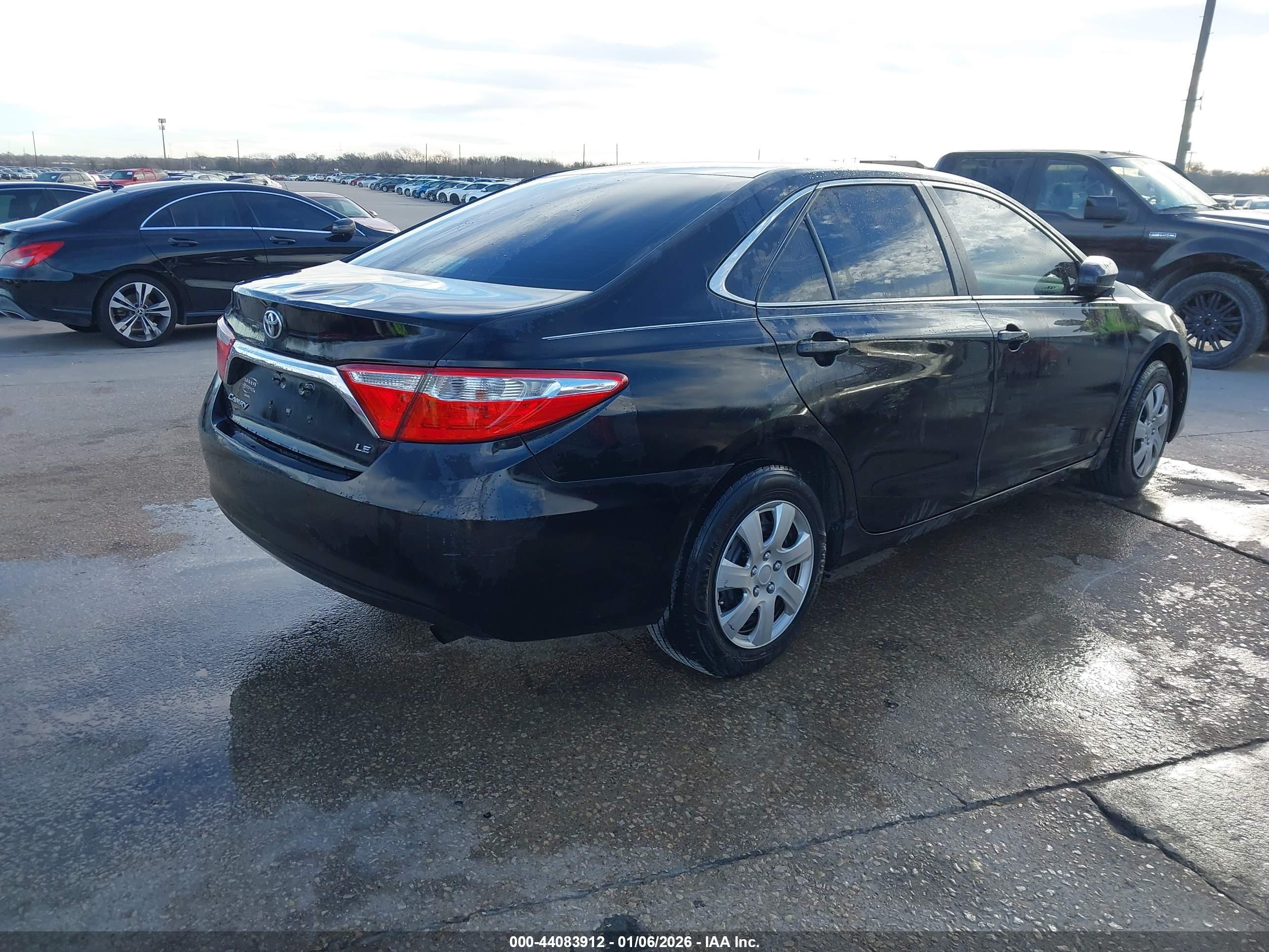TOYOTA CAMRY image 4