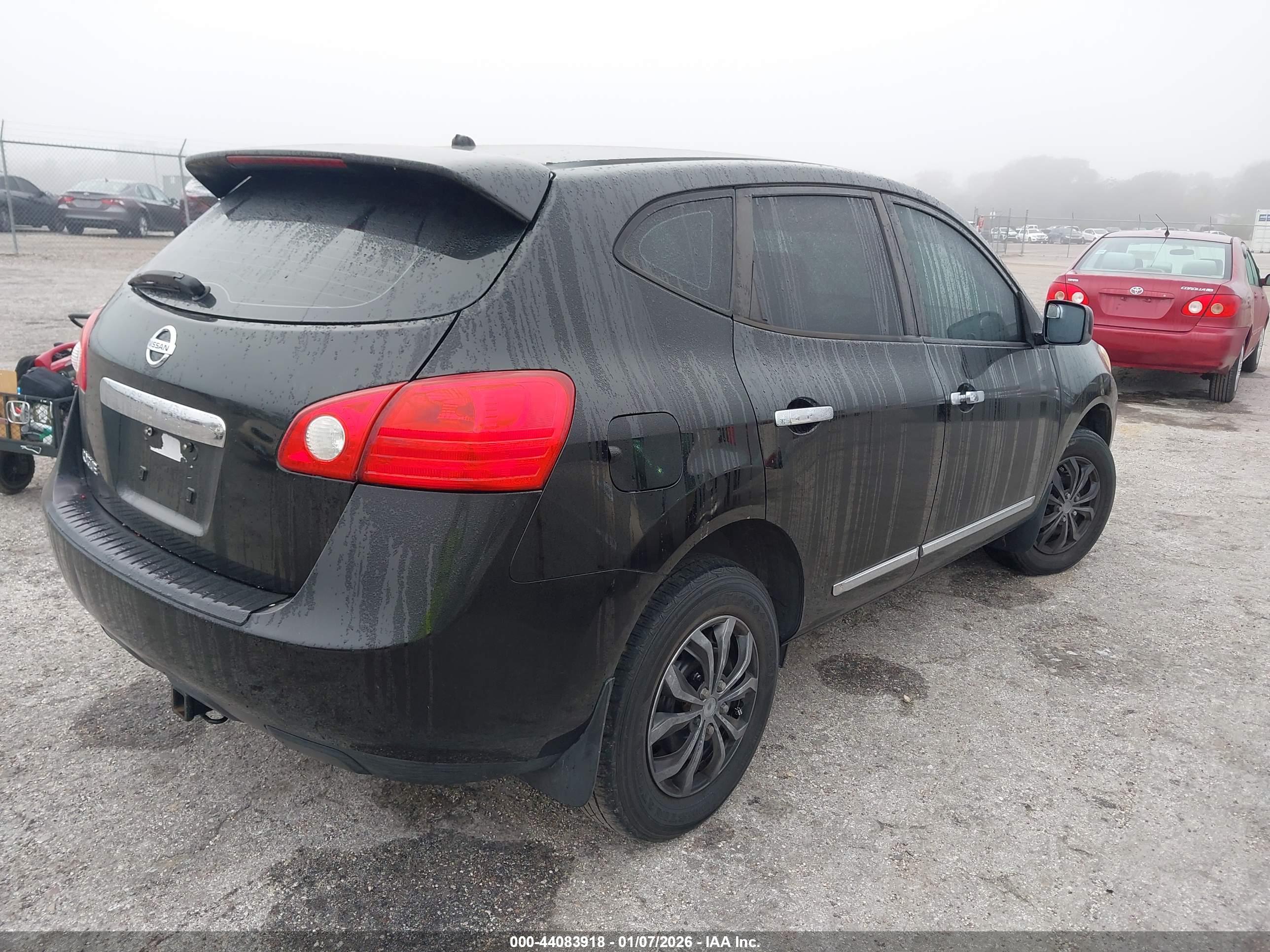 NISSAN ROGUE image 4