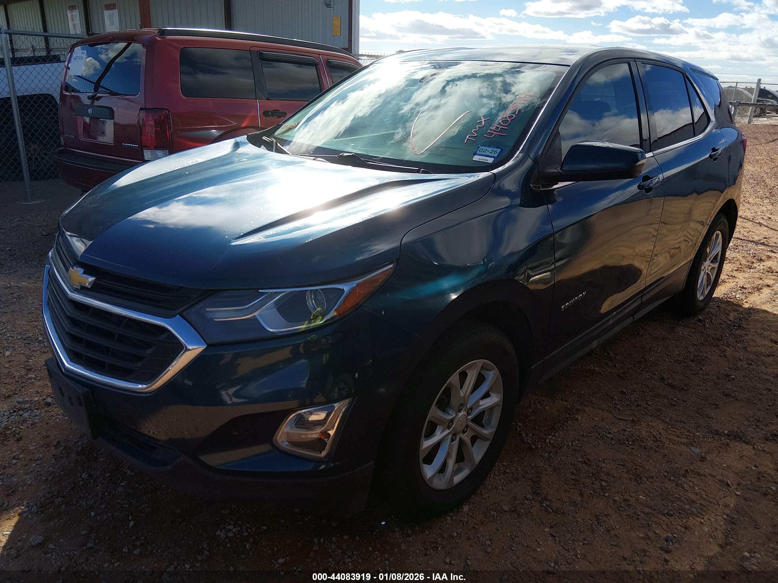 CHEVROLET EQUINOX image 2