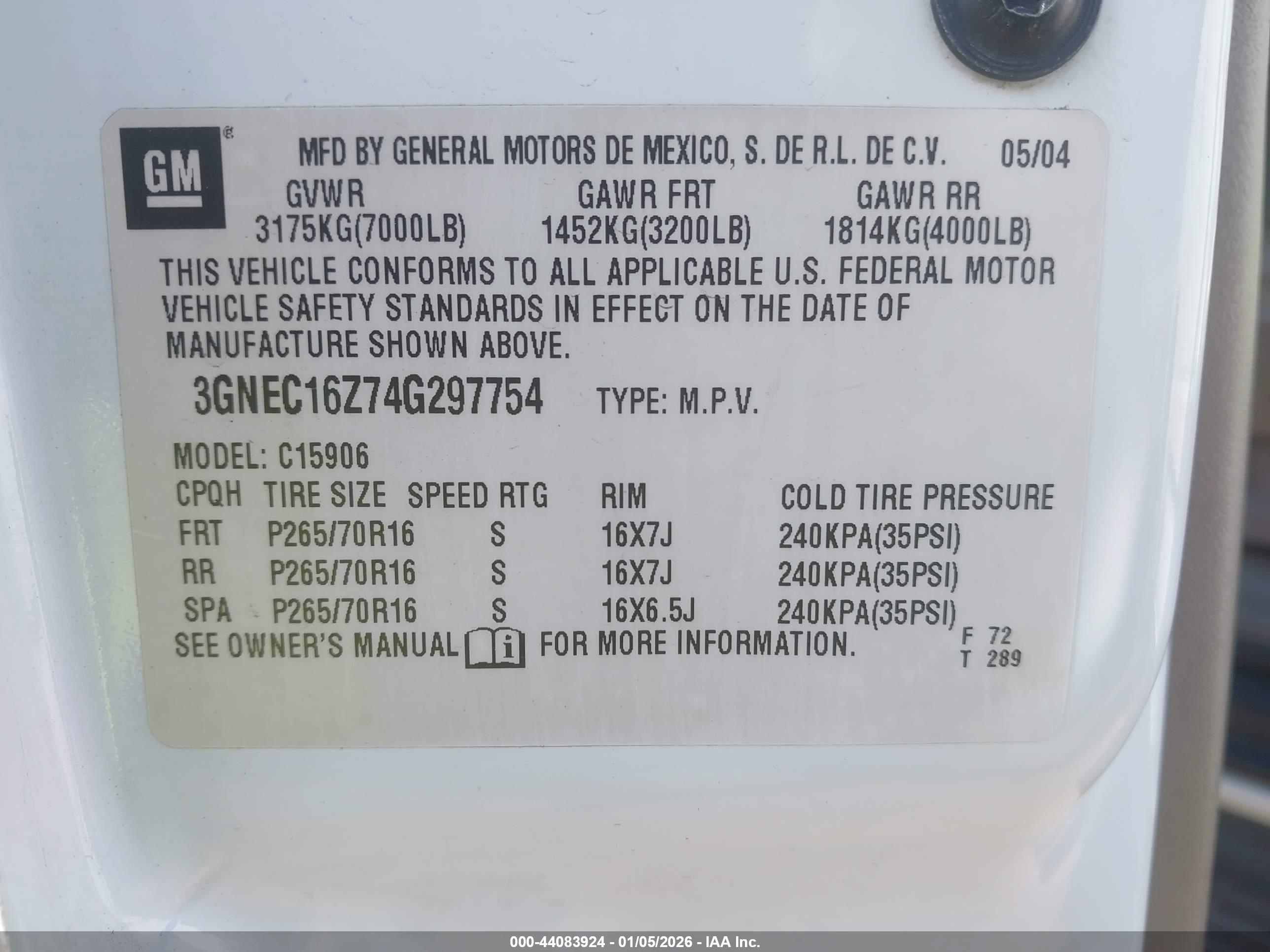 CHEVROLET SUBURBAN image 9