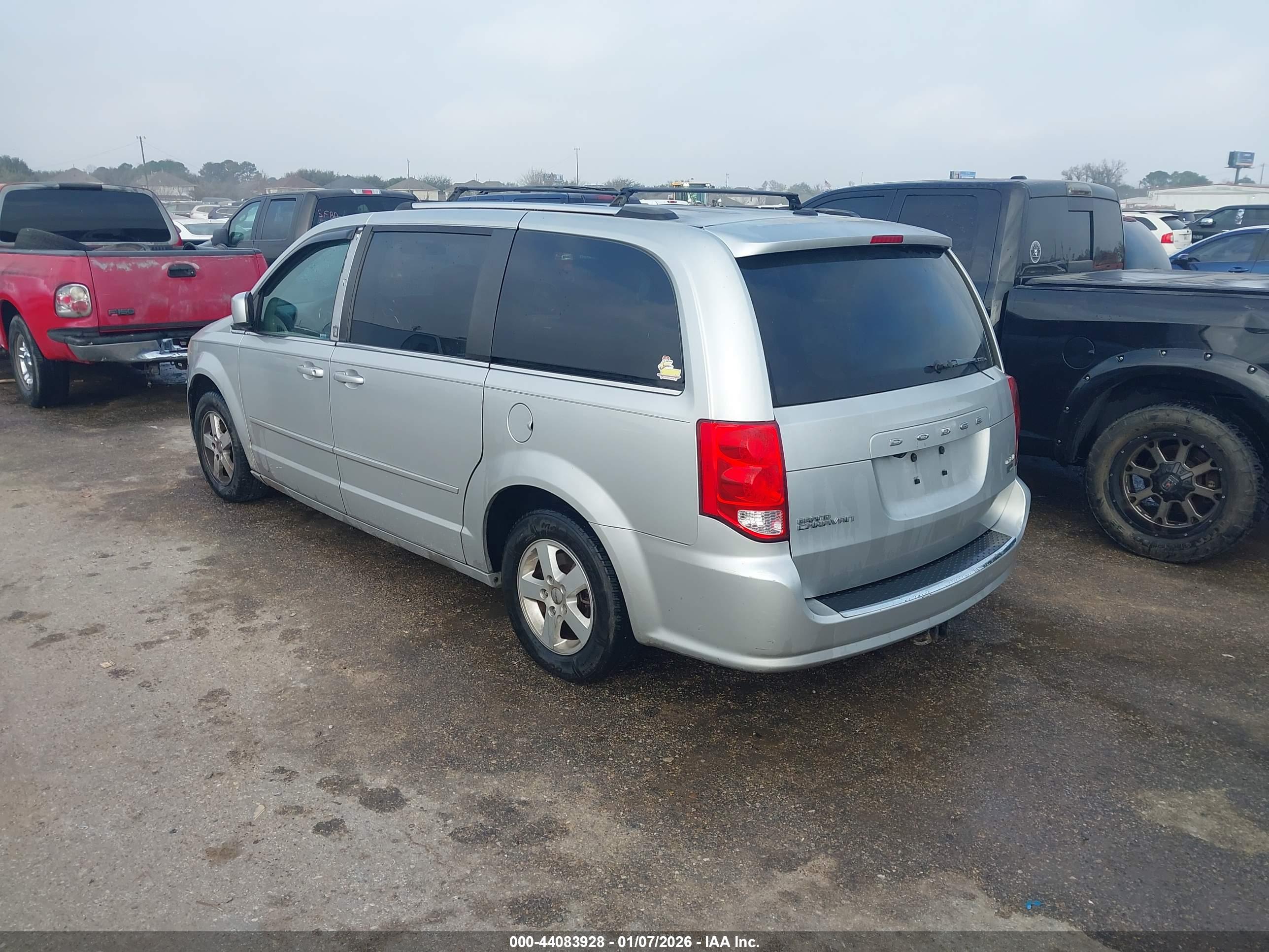 DODGE GRAND image 3