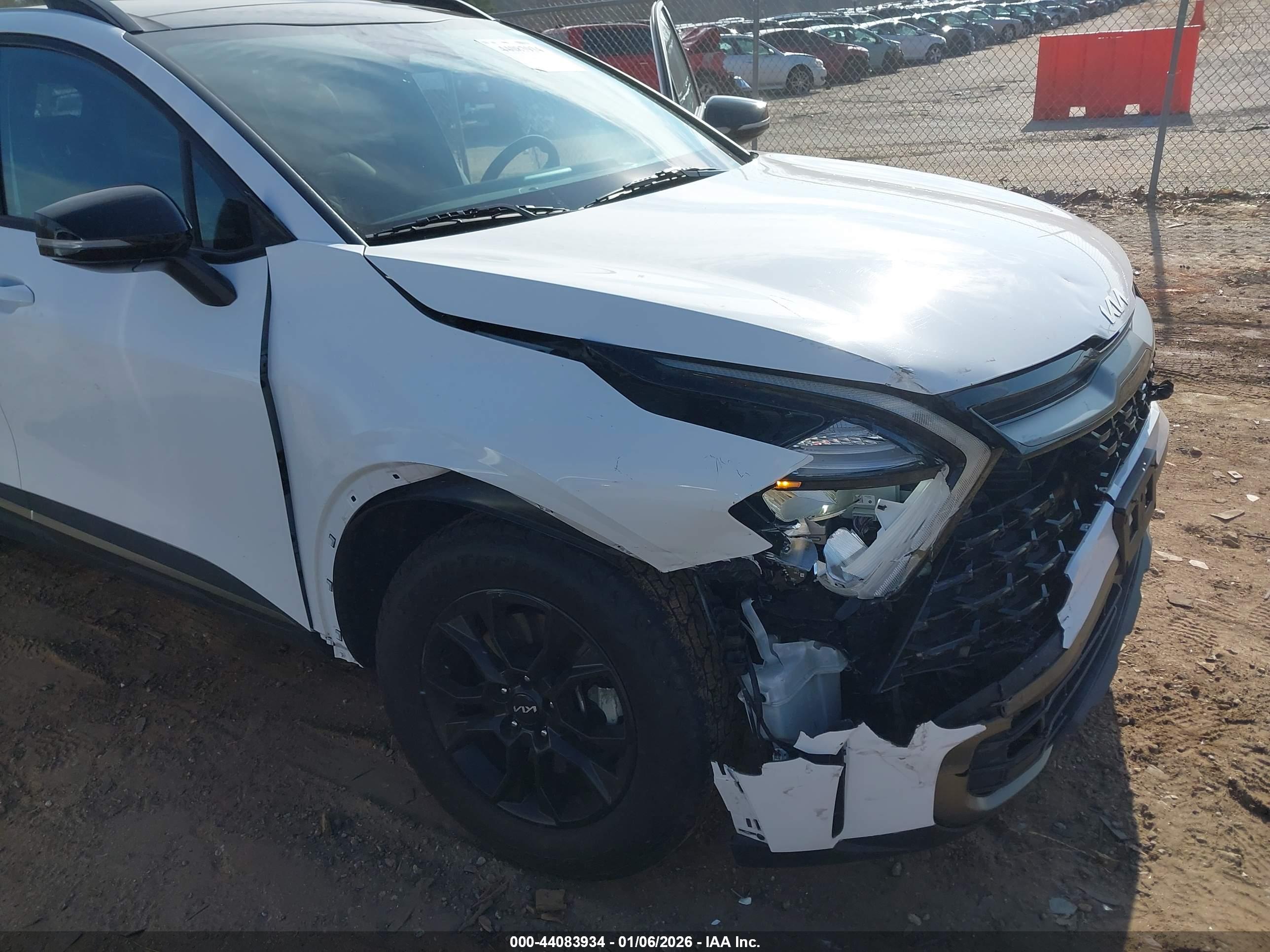 KIA SPORTAGE image 6