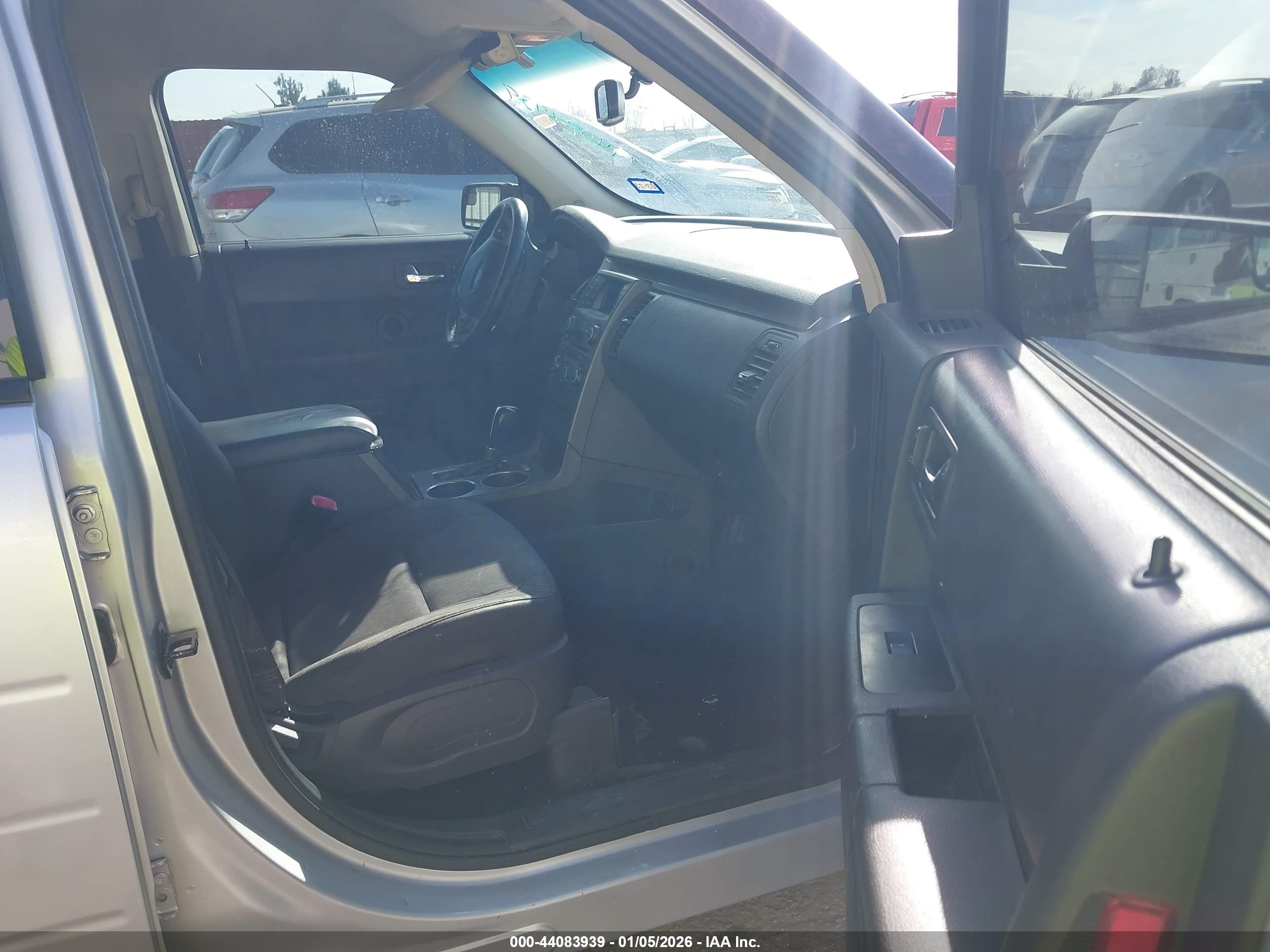 FORD FLEX image 5