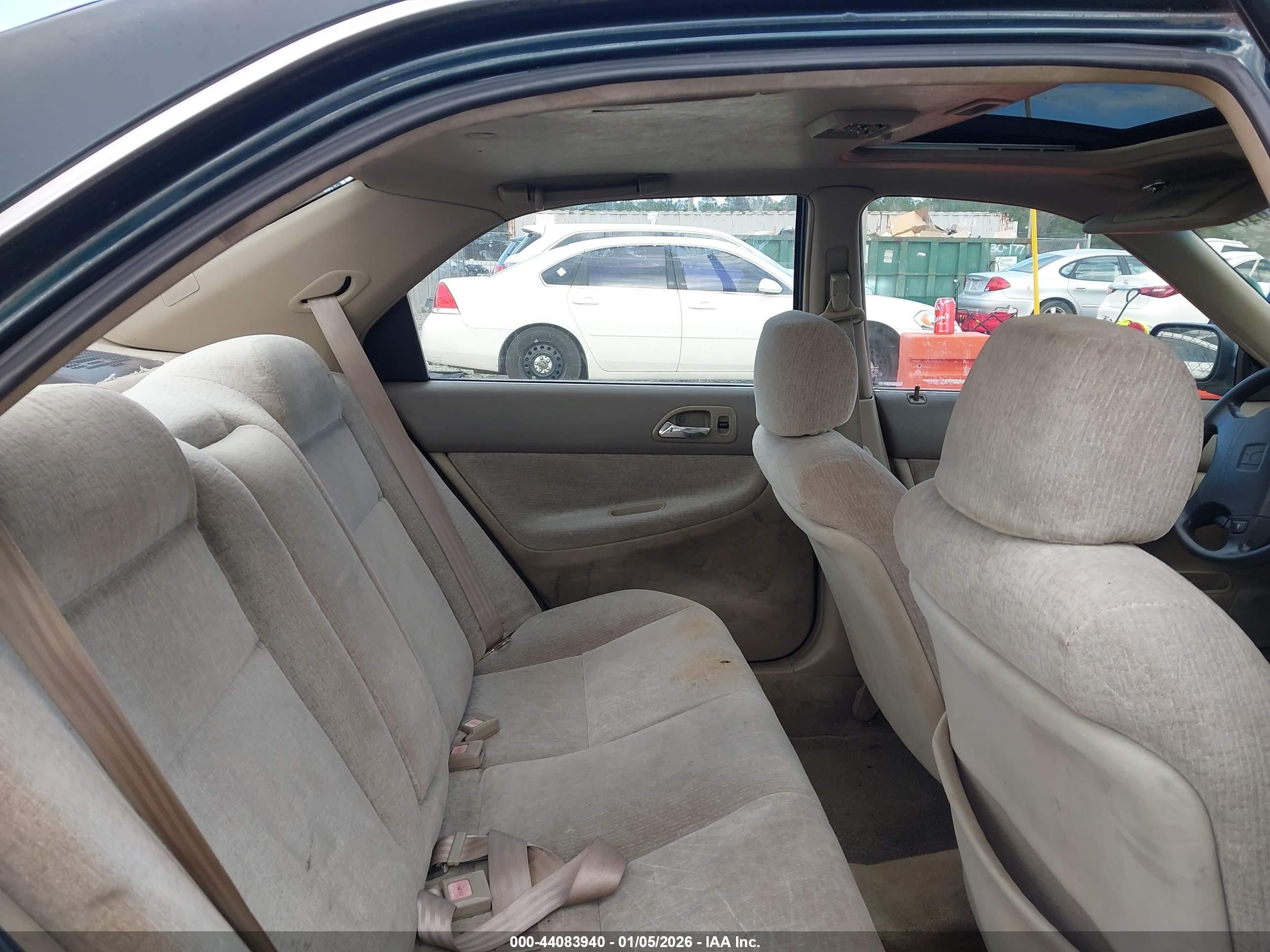 HONDA ACCORD image 8