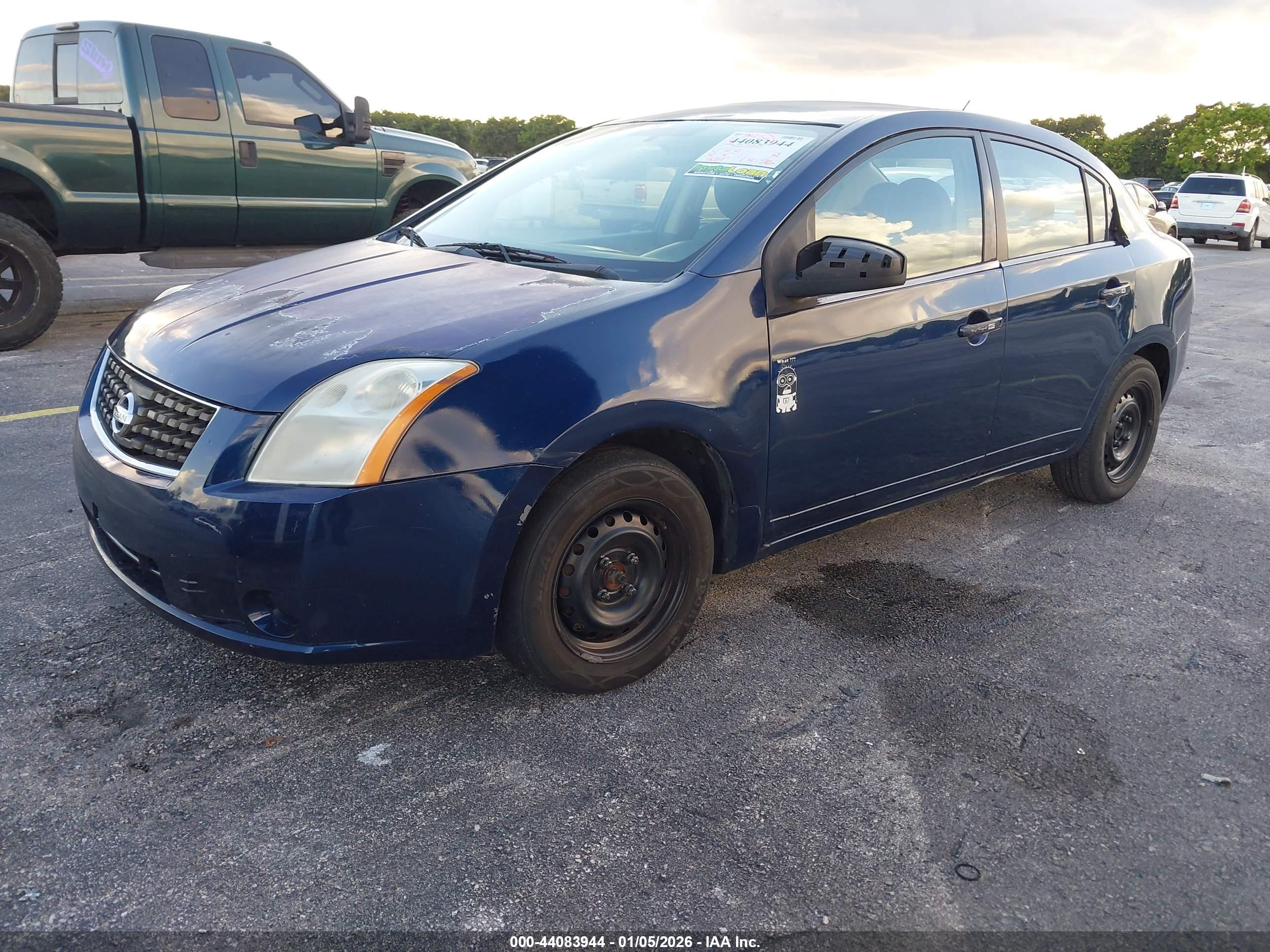 NISSAN SENTRA image 2