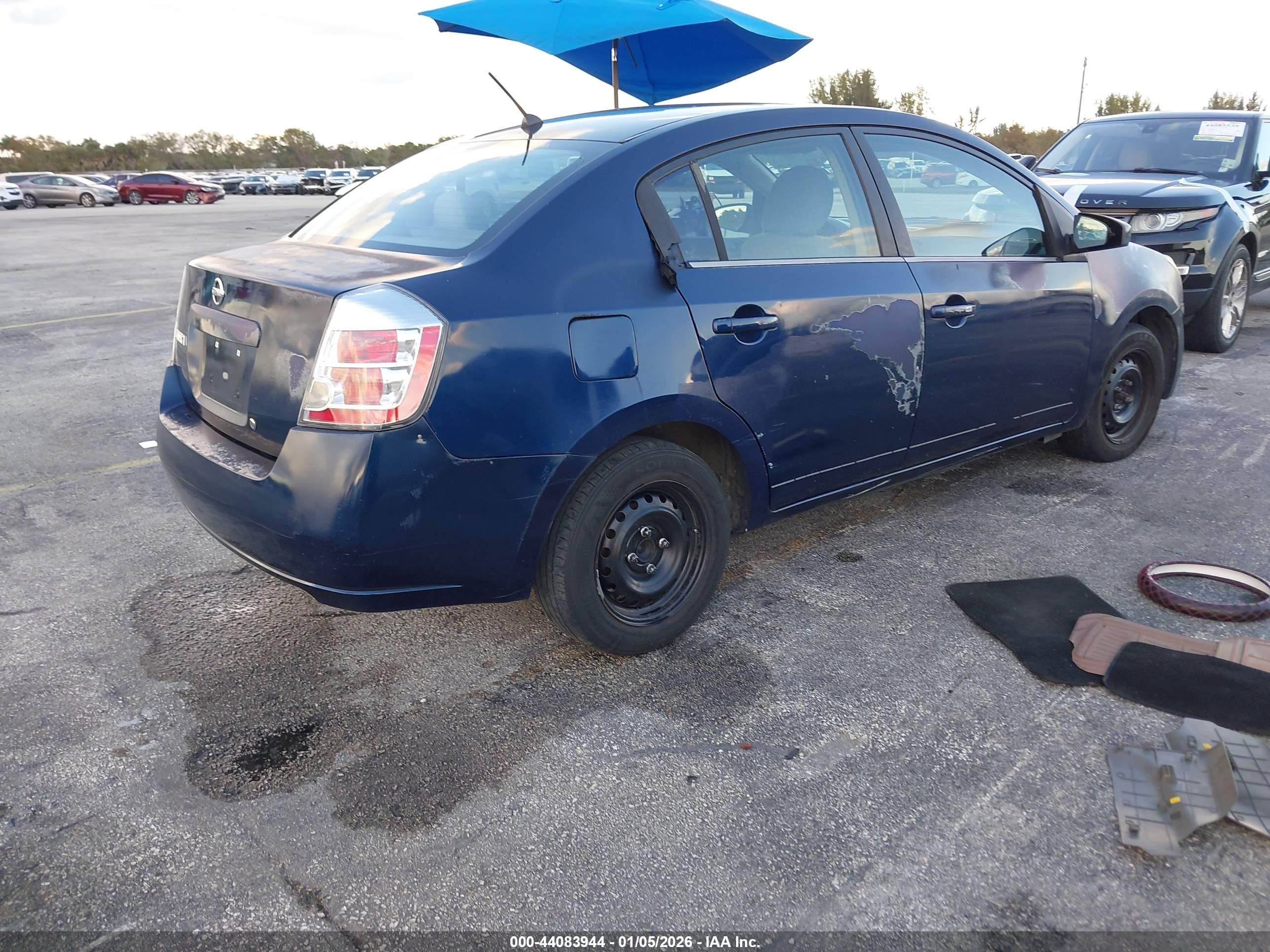 NISSAN SENTRA image 4