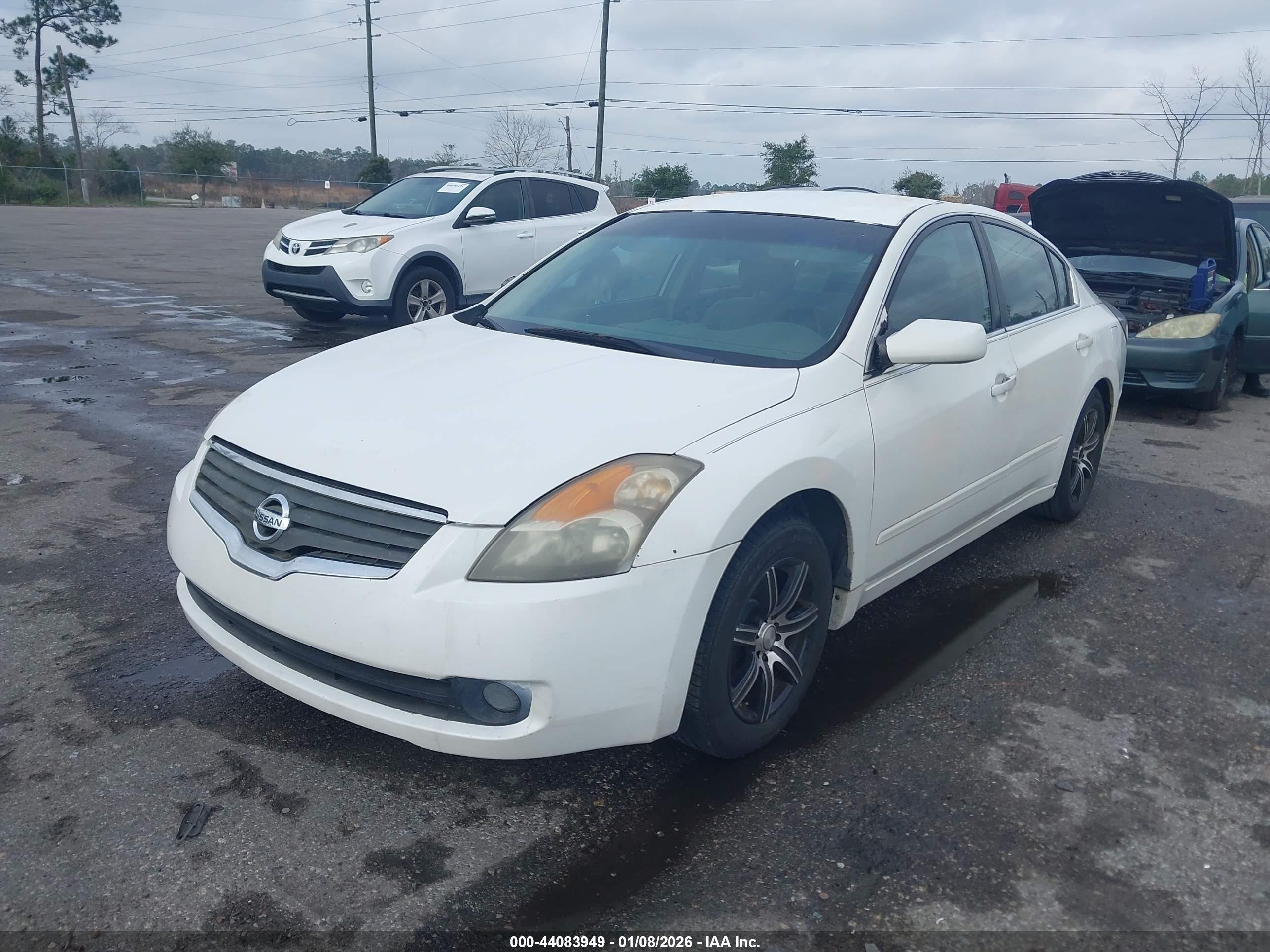 NISSAN ALTIMA image 2