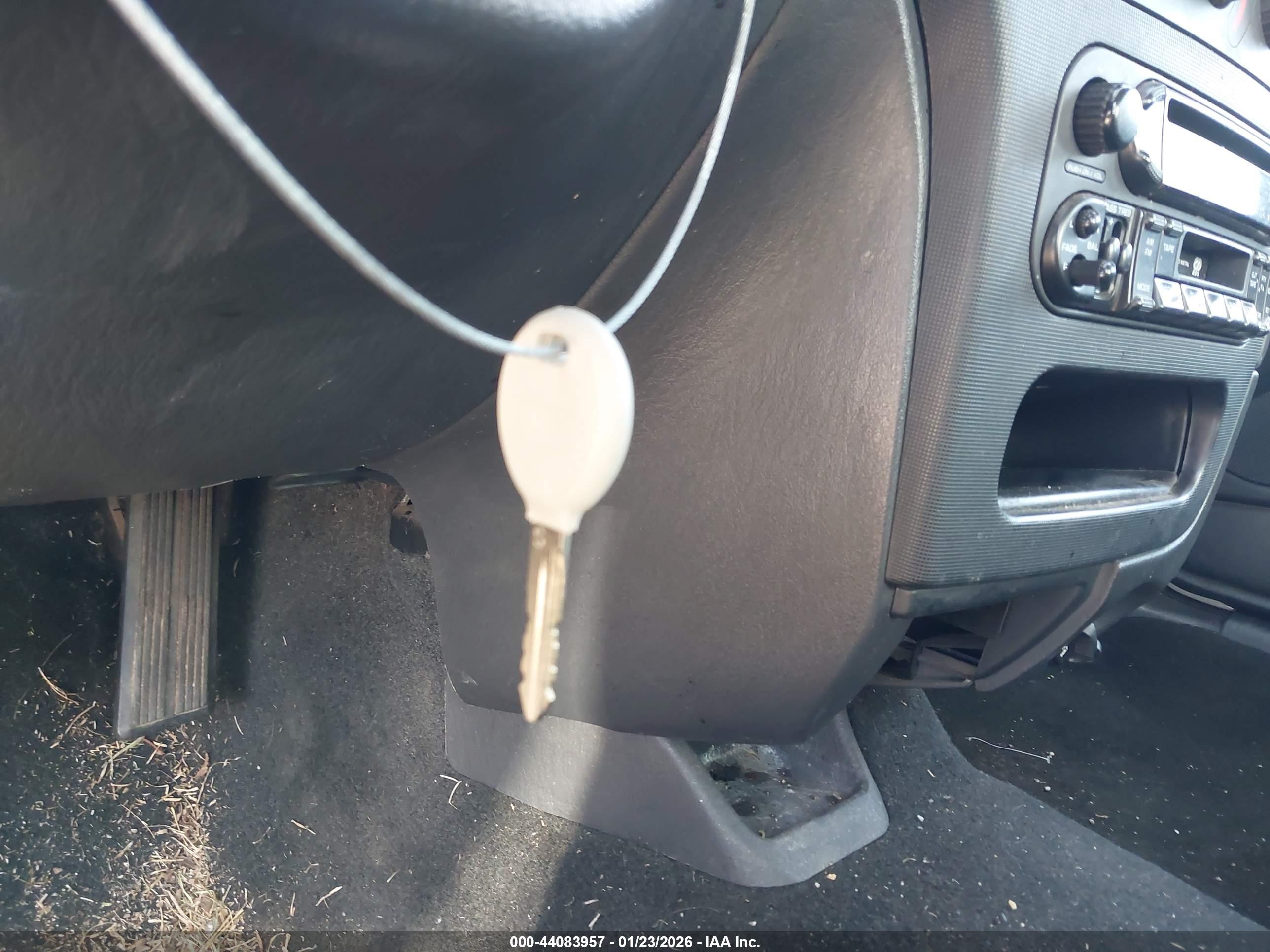DODGE INTREPID image 11