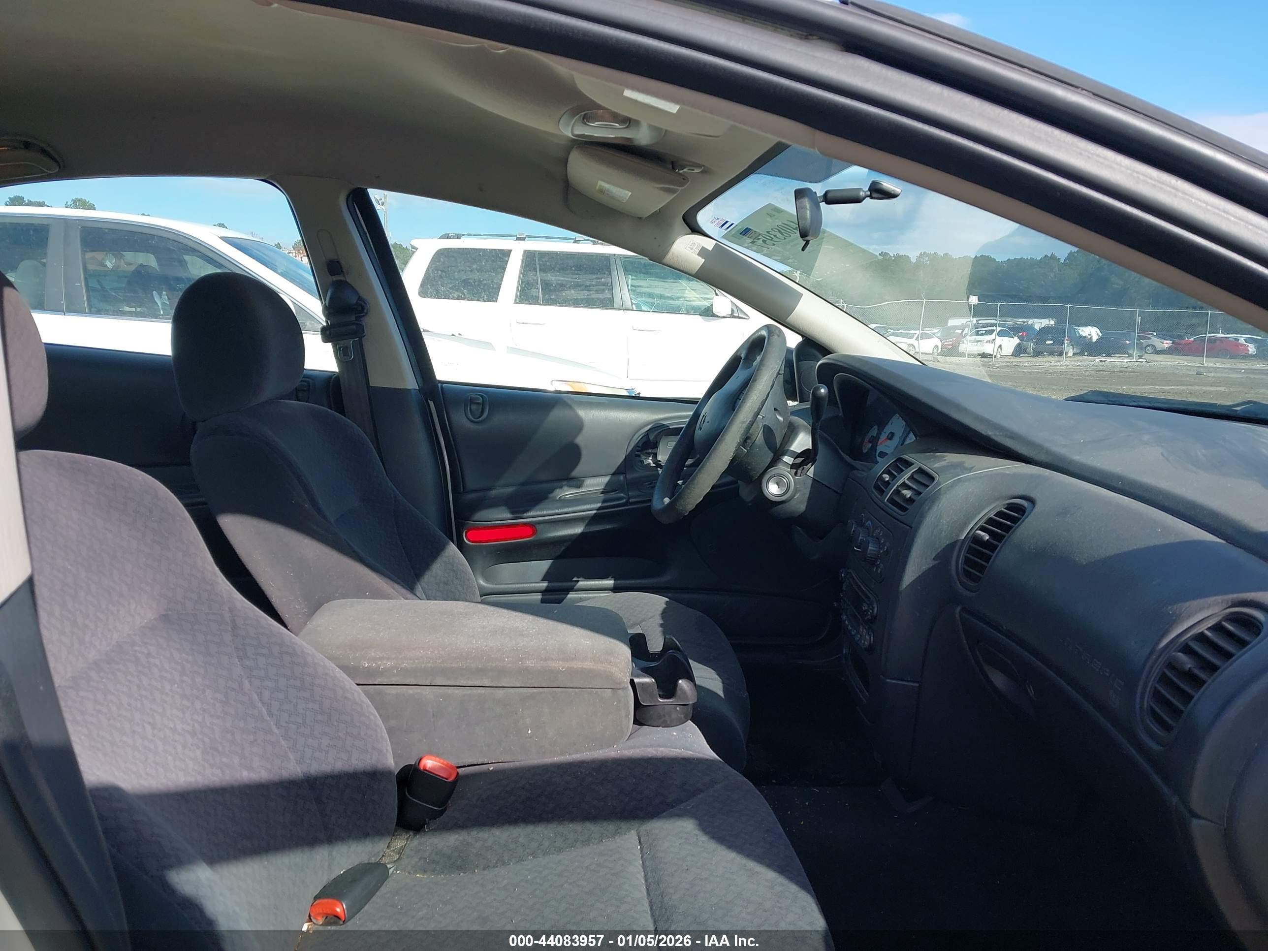 DODGE INTREPID image 5