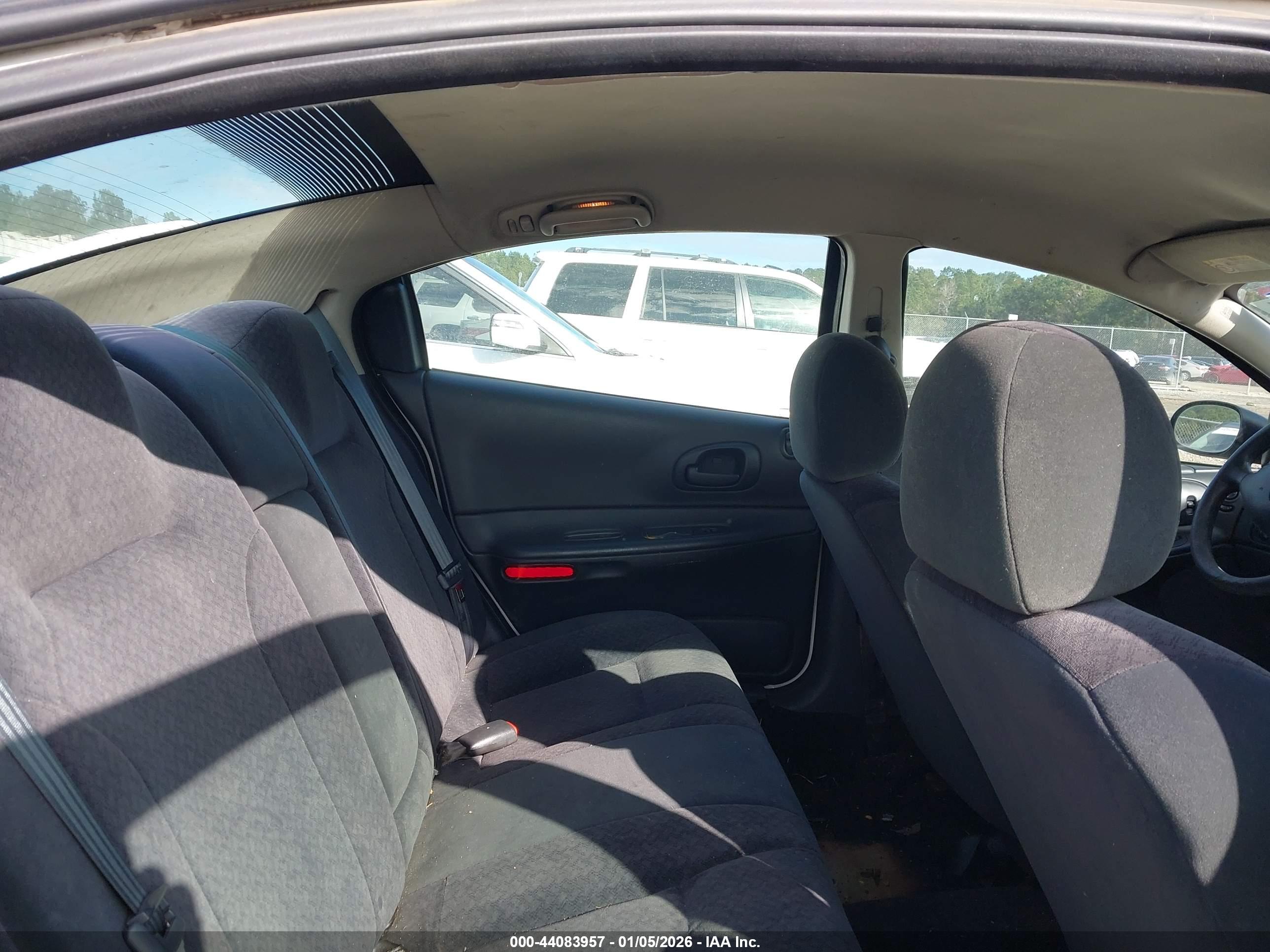 DODGE INTREPID image 8