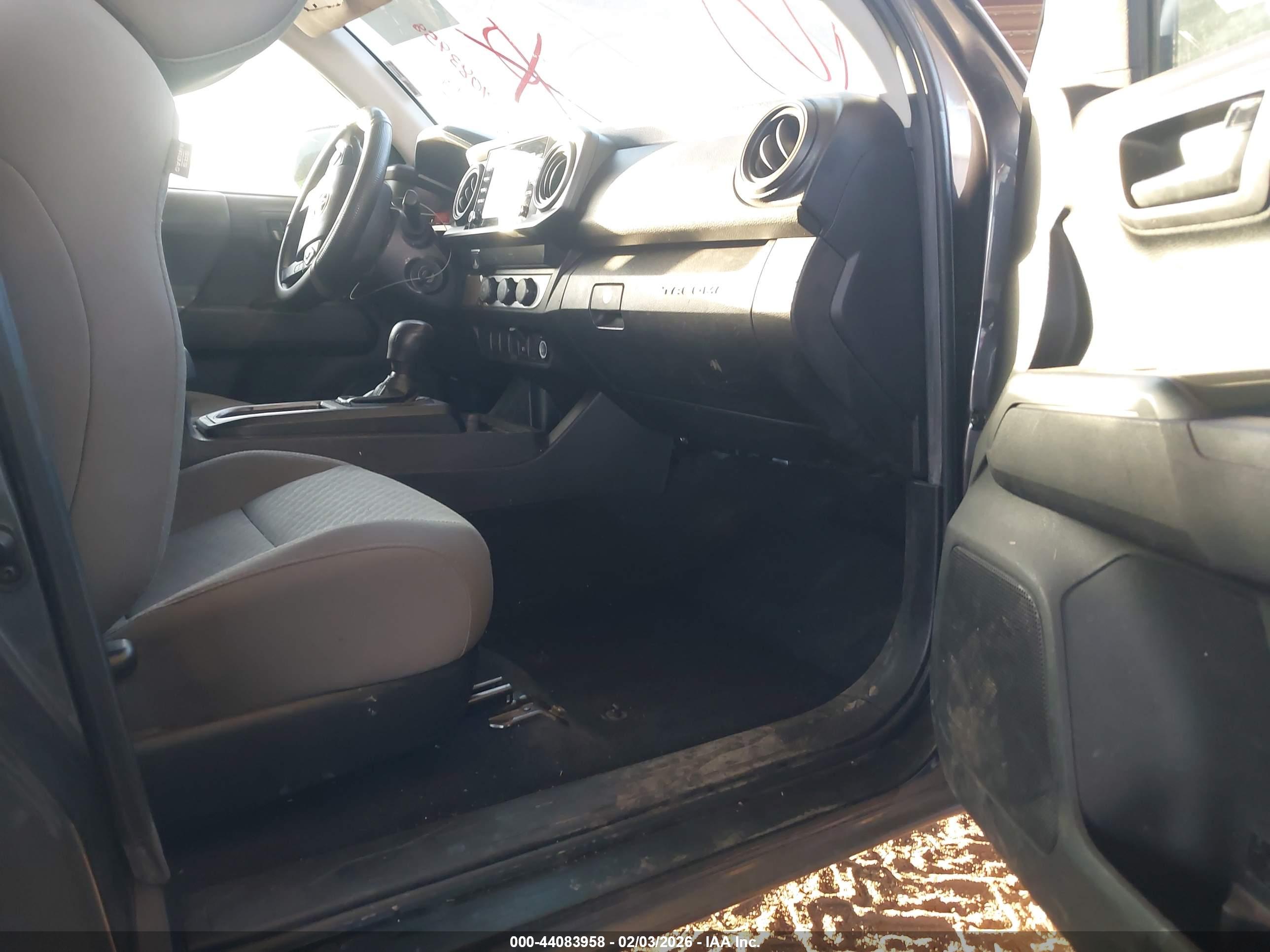 TOYOTA TACOMA image 5