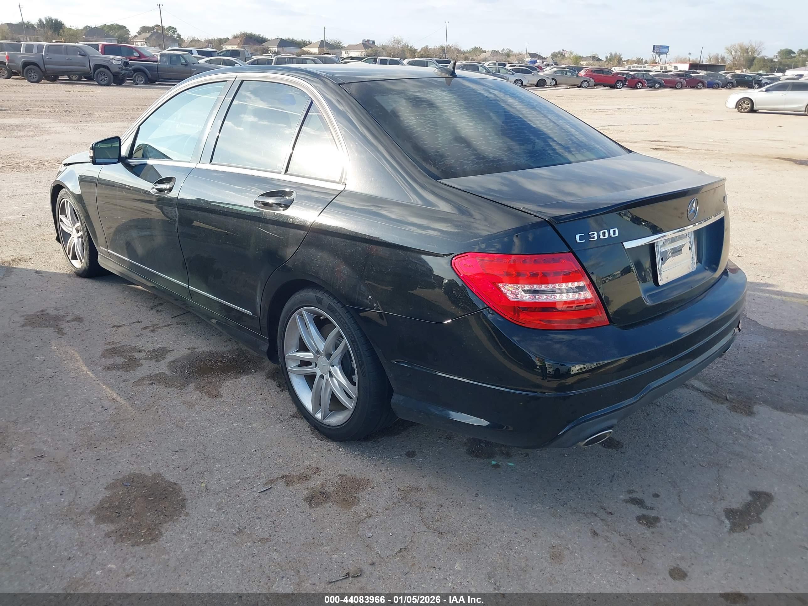 MERCEDES-BENZ C image 3