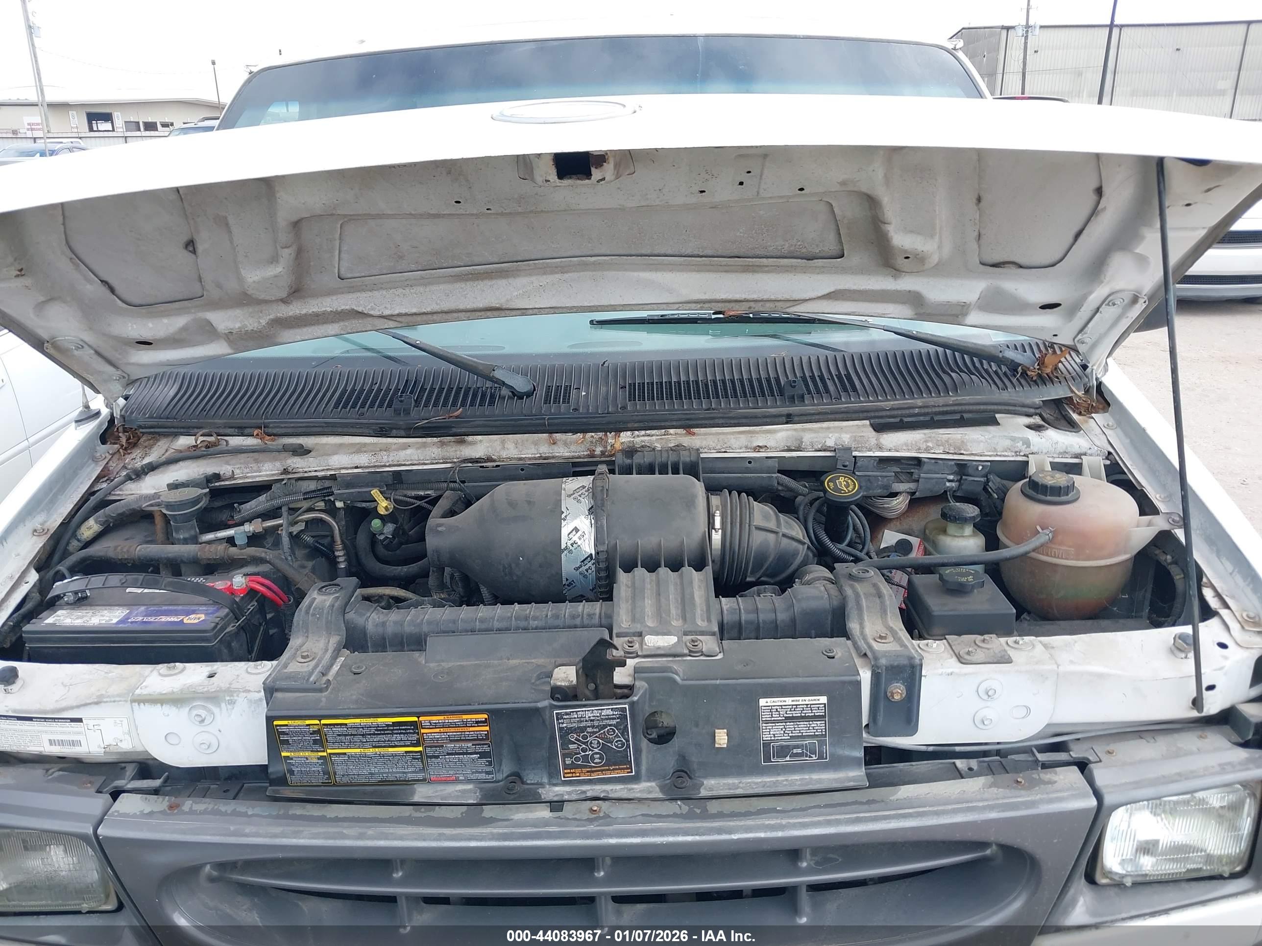 FORD E-150 image 10