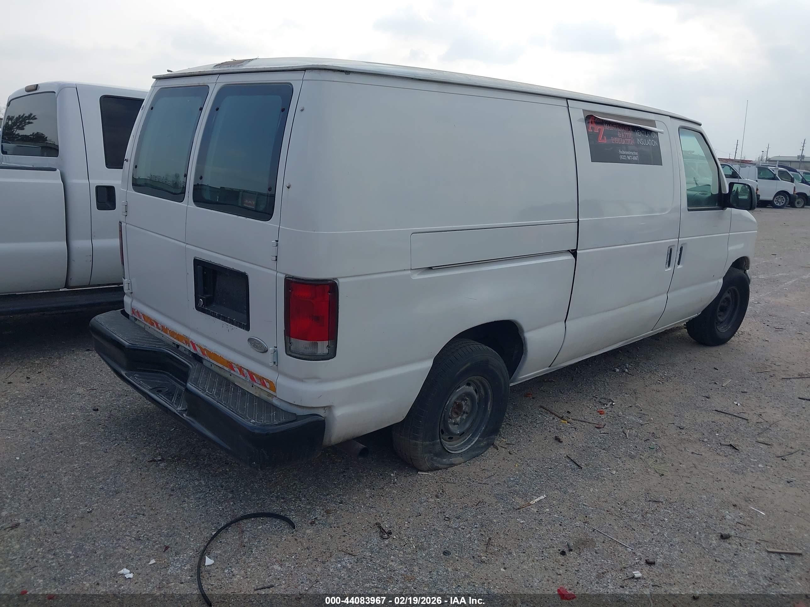 FORD E-150 image 4