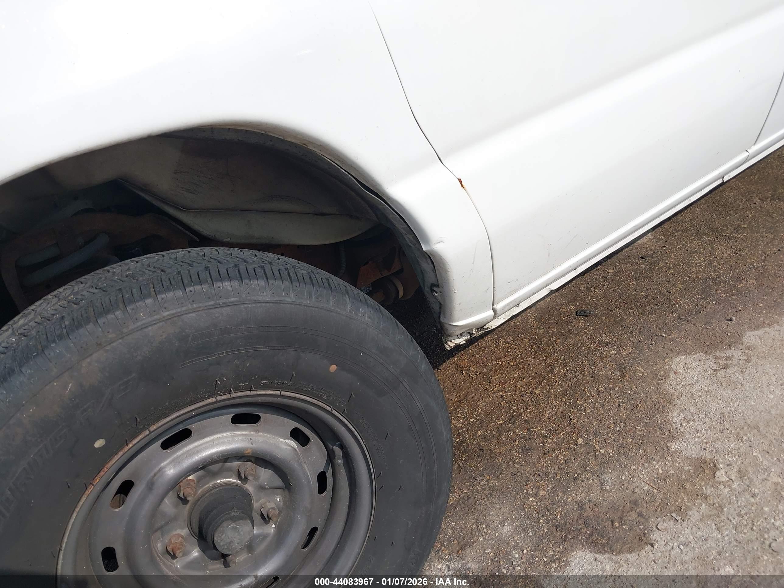 FORD E-150 image 6