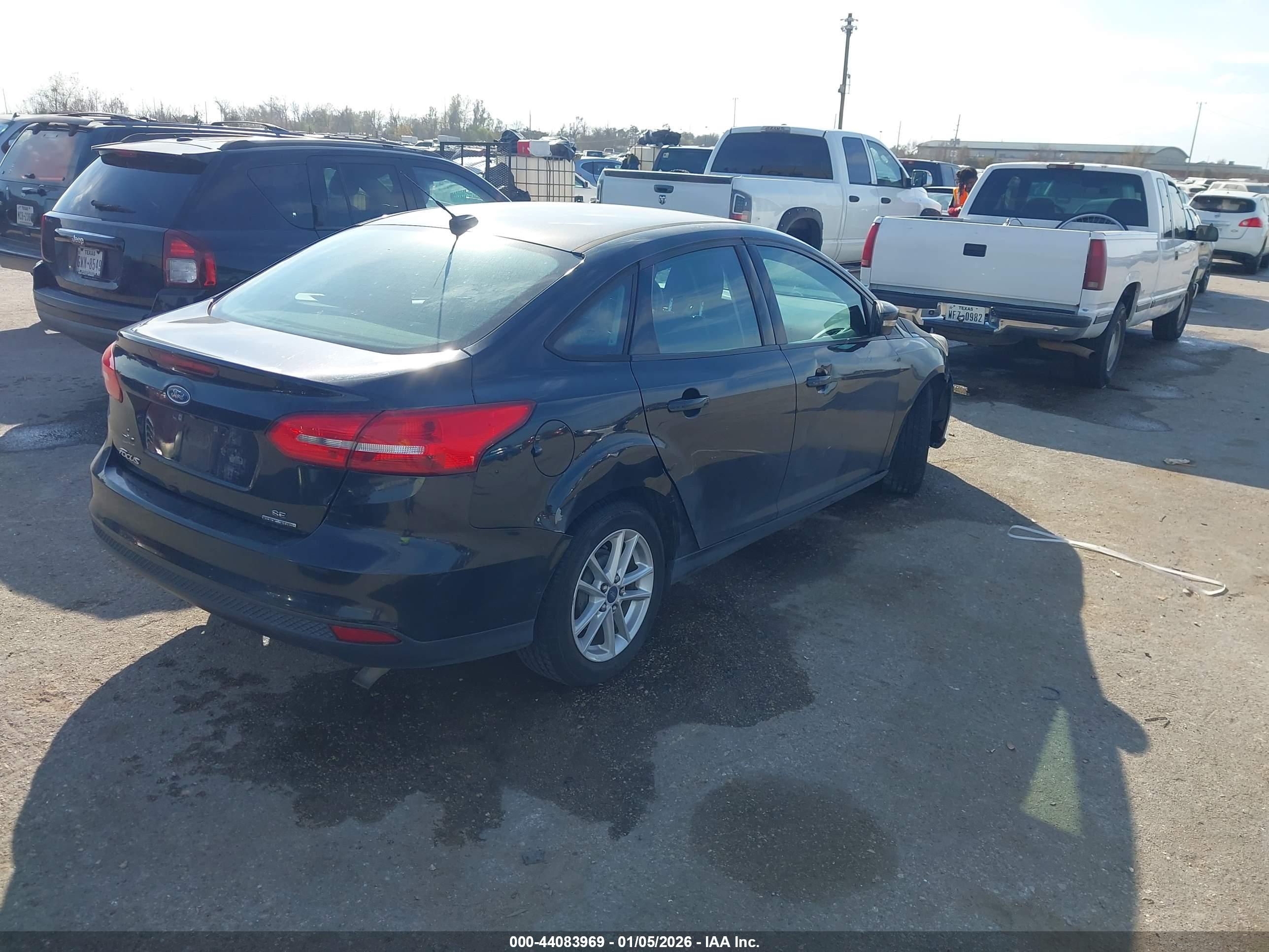 FORD FOCUS image 4