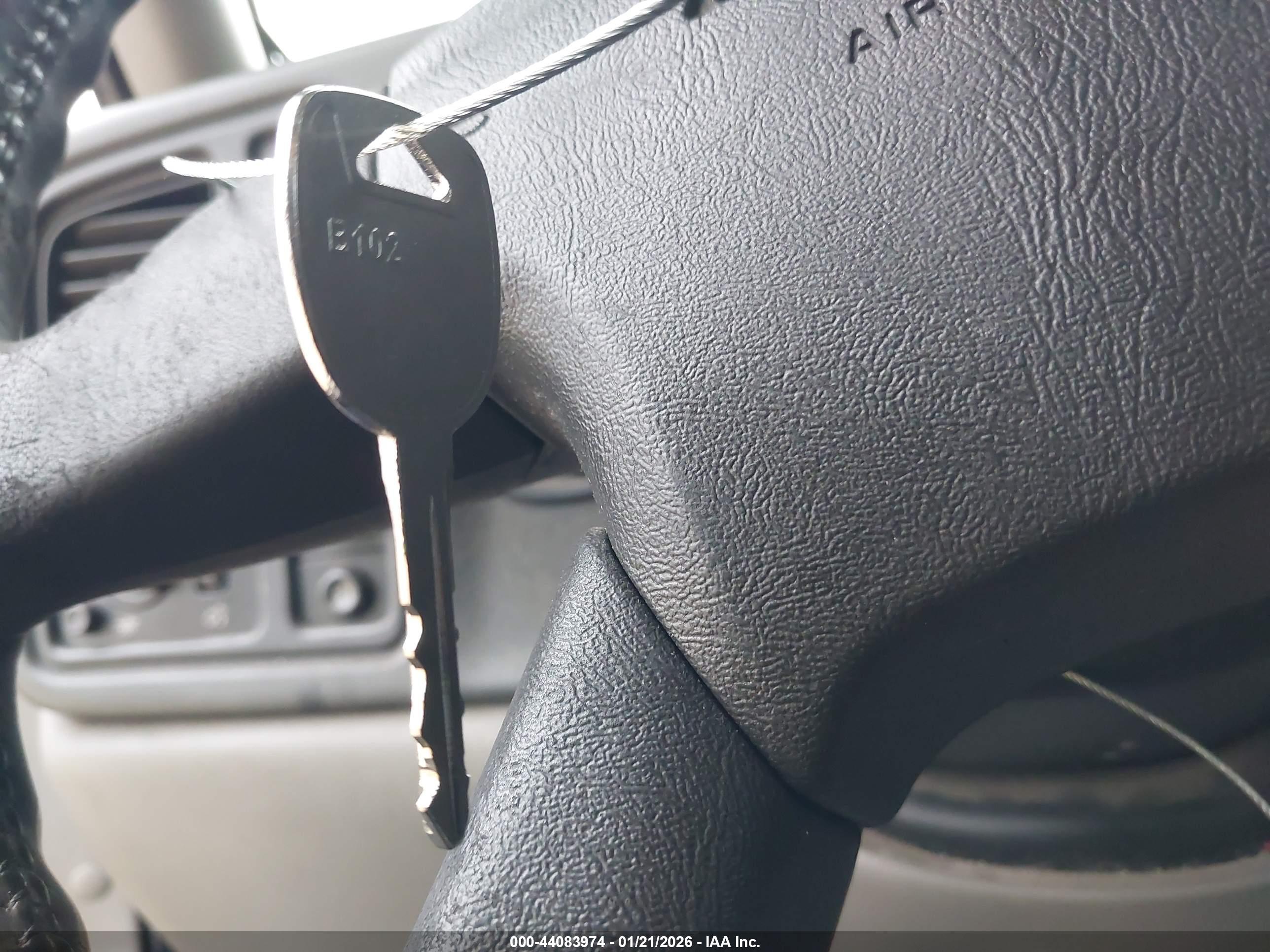 CHEVROLET TAHOE image 11