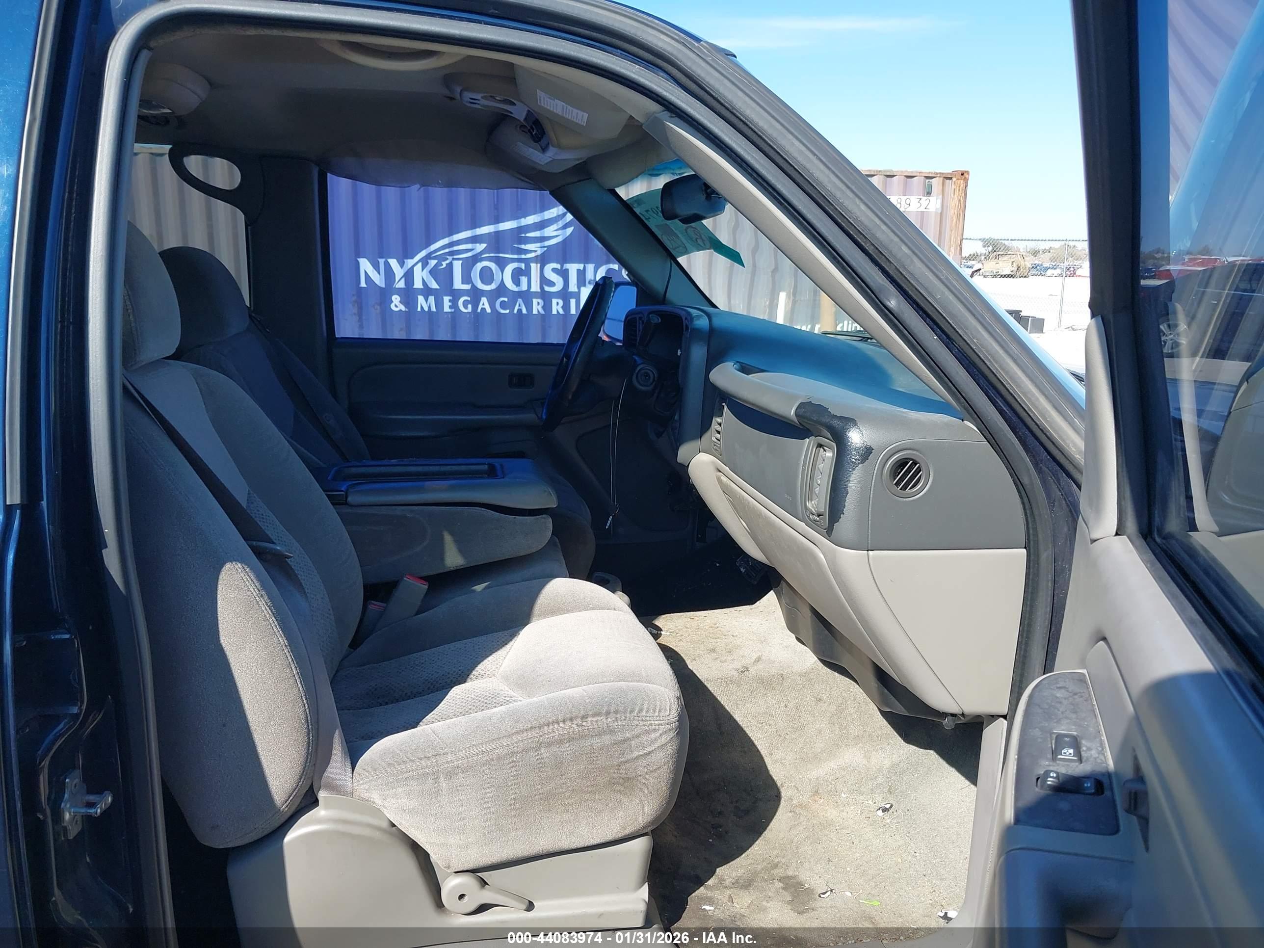 CHEVROLET TAHOE image 5