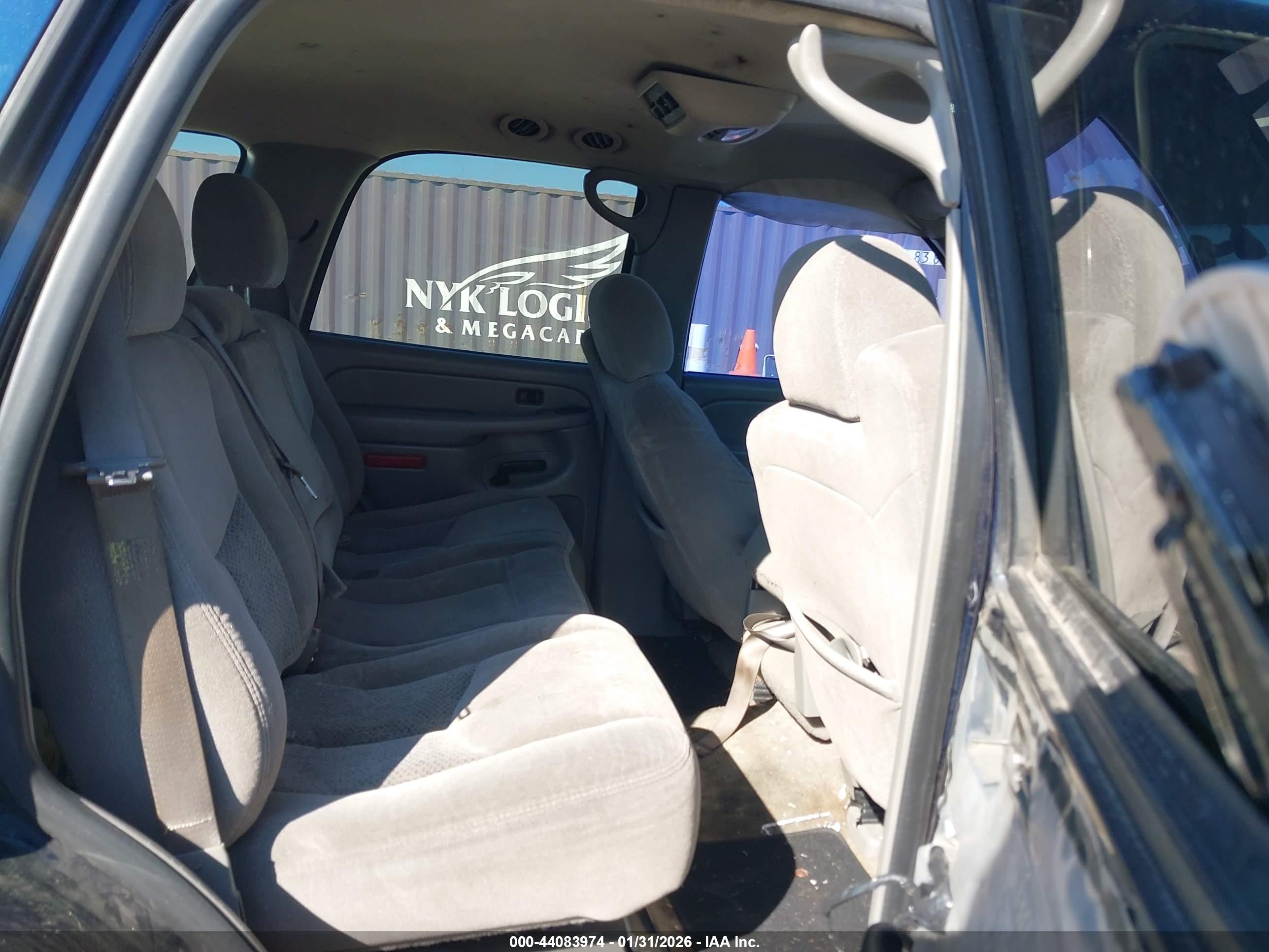 CHEVROLET TAHOE image 8