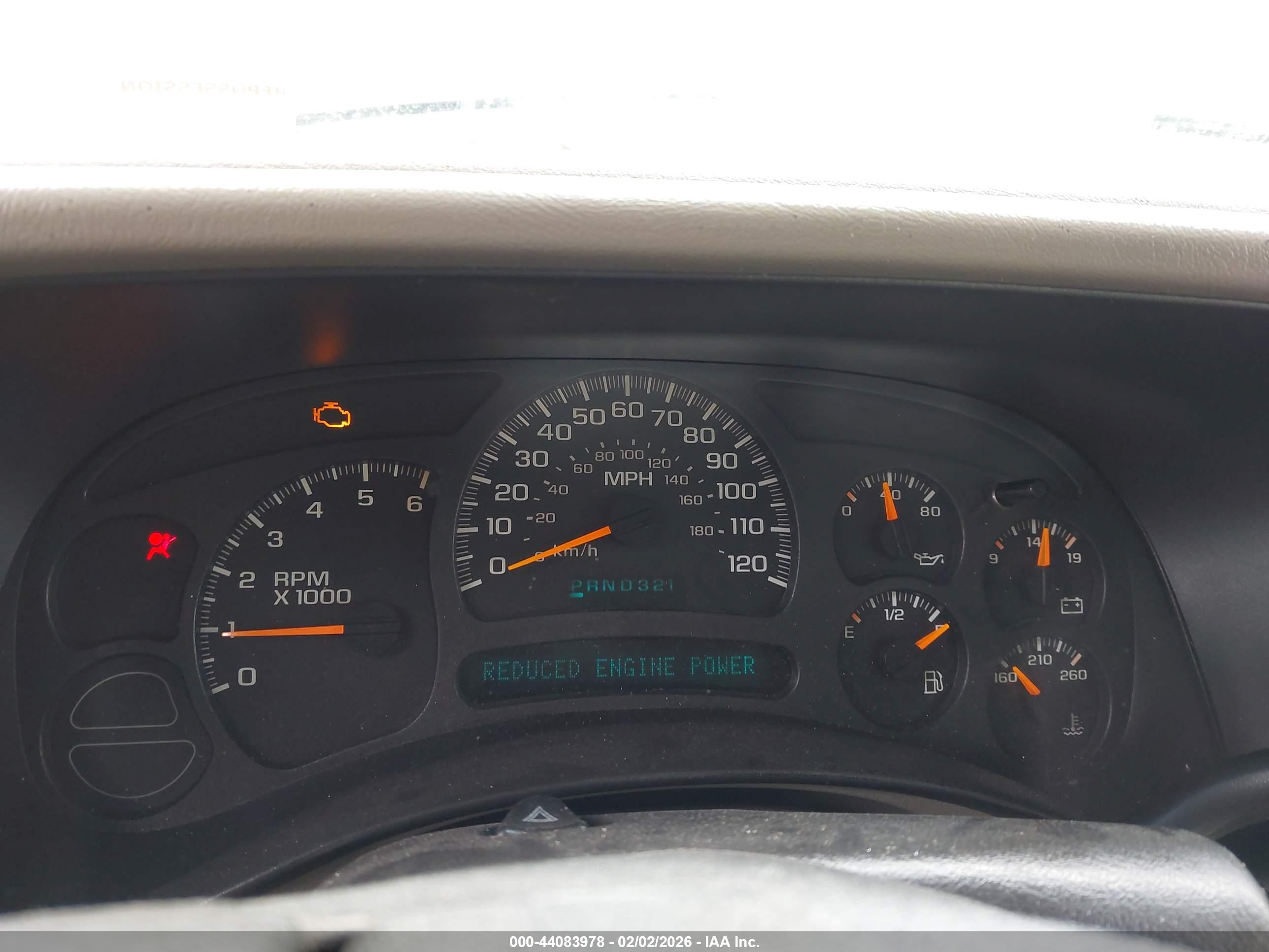 CHEVROLET SILVERADO image 7