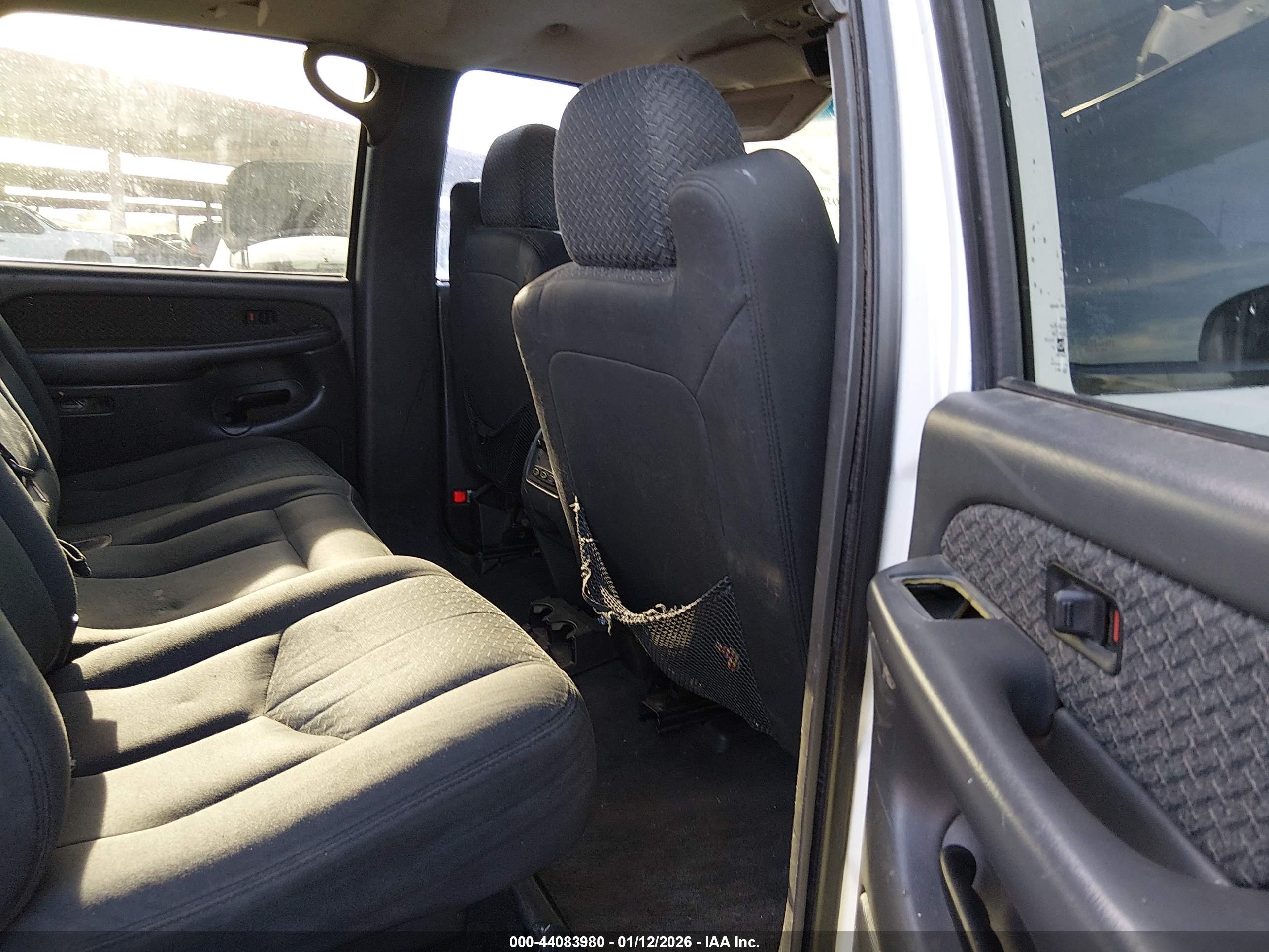 CHEVROLET AVALANCHE image 8