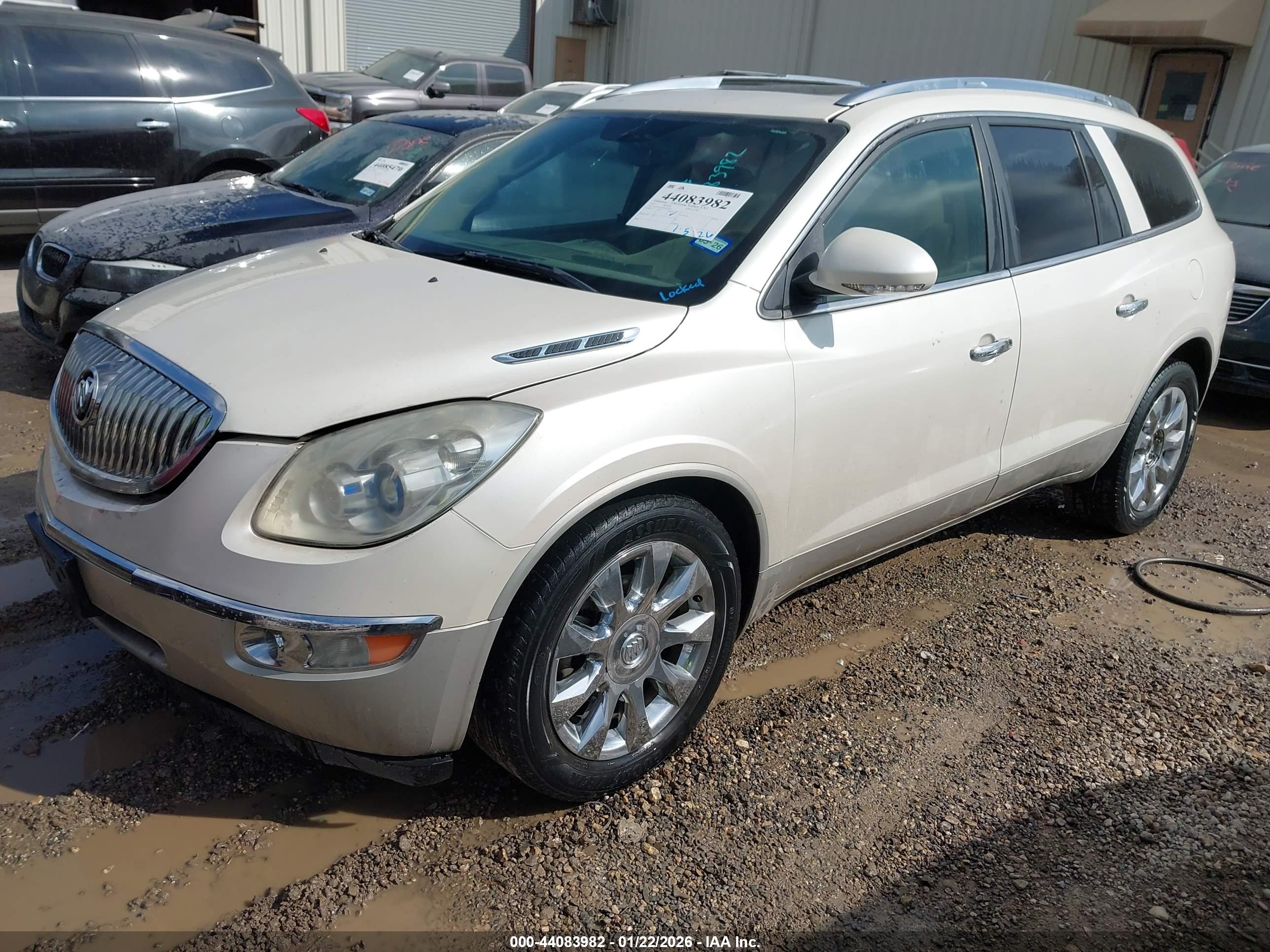BUICK ENCLAVE image 2
