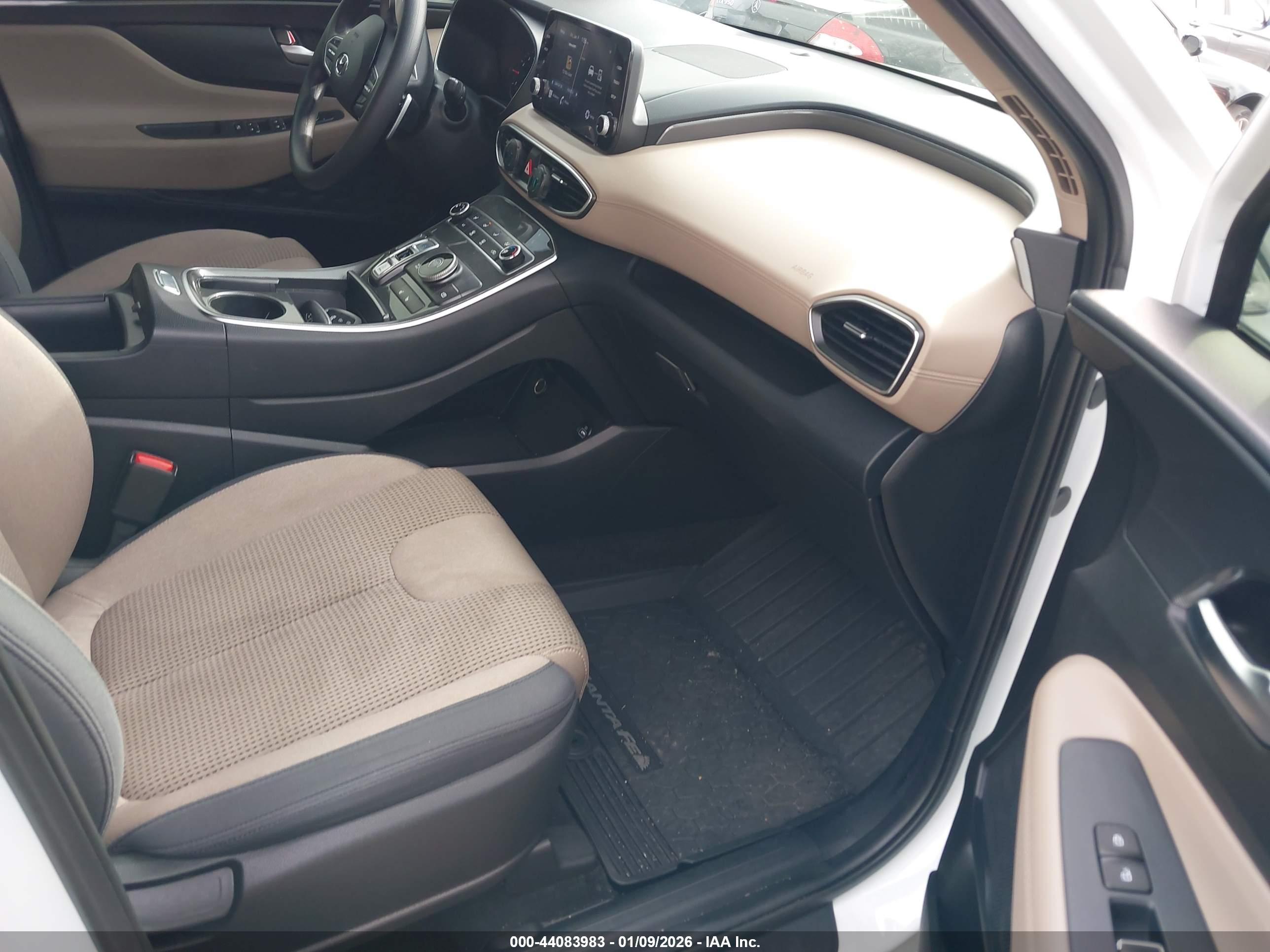 HYUNDAI SANTA image 5