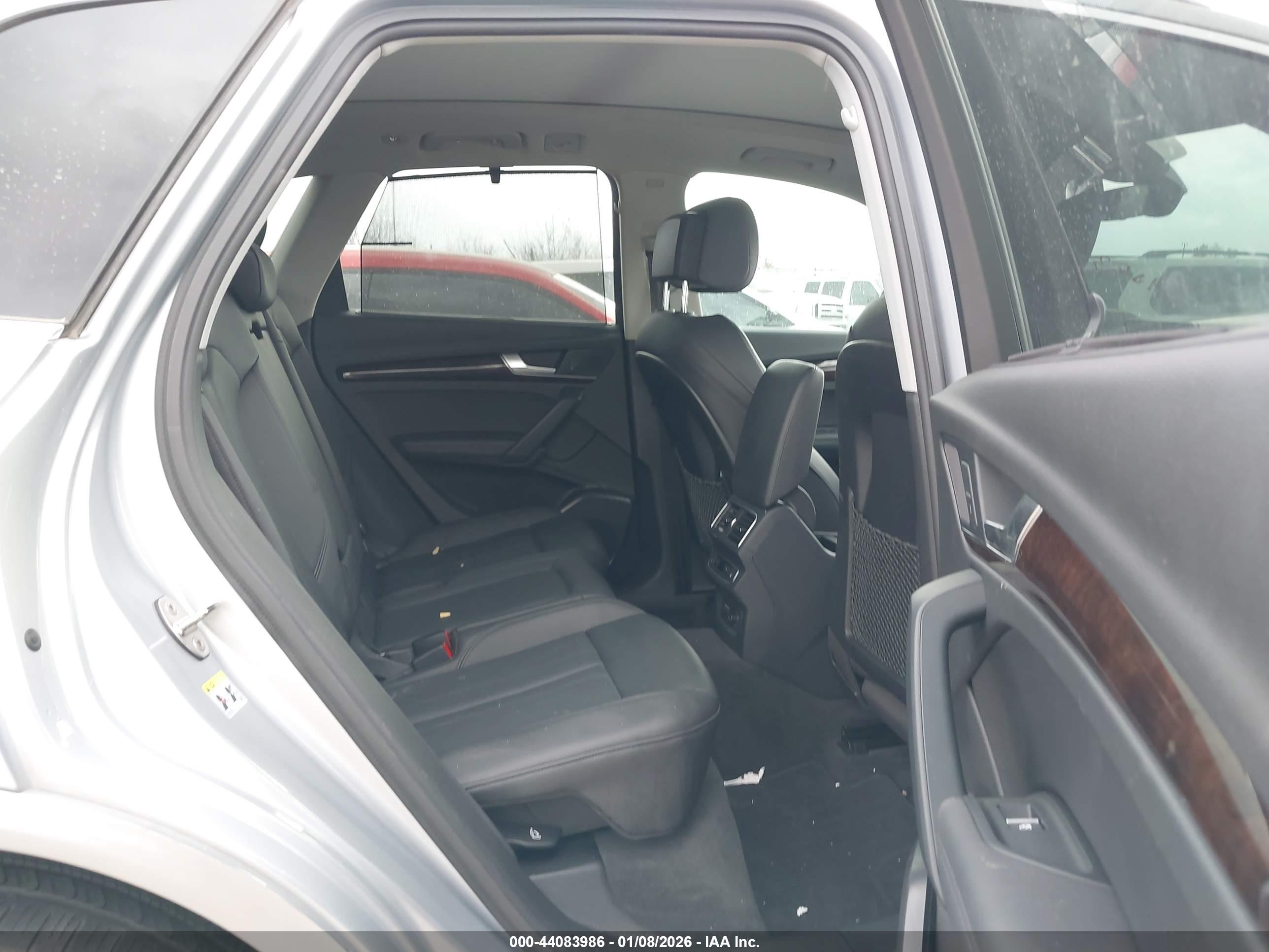 AUDI Q5 image 8