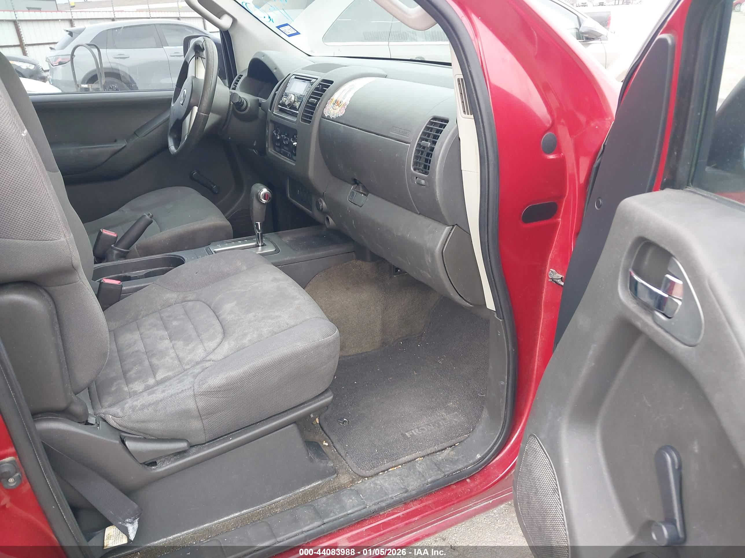 NISSAN FRONTIER image 5