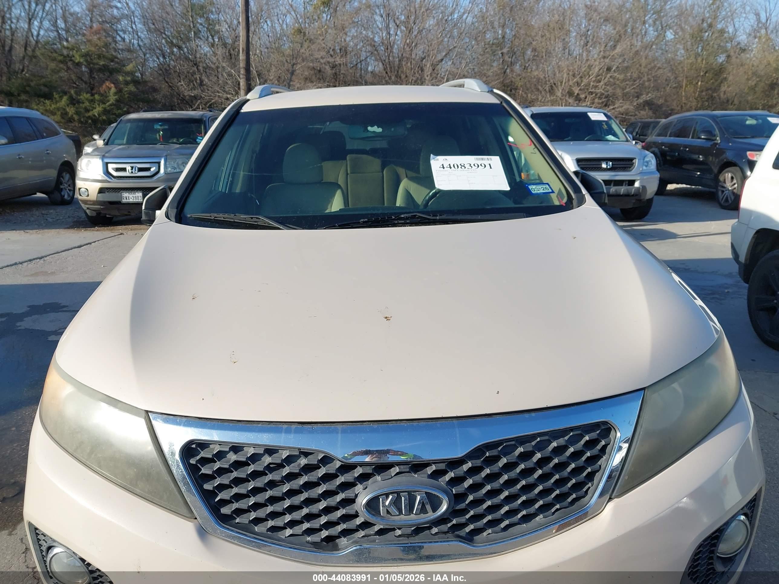 KIA SORENTO image 6