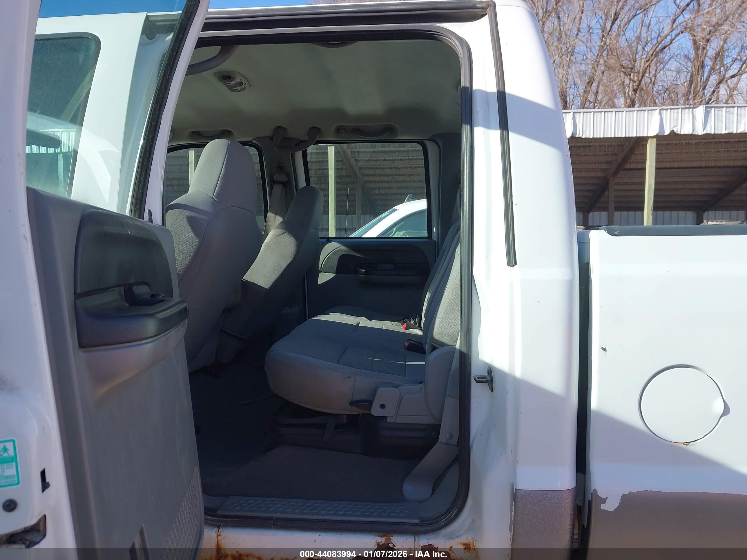 FORD F-350 image 7