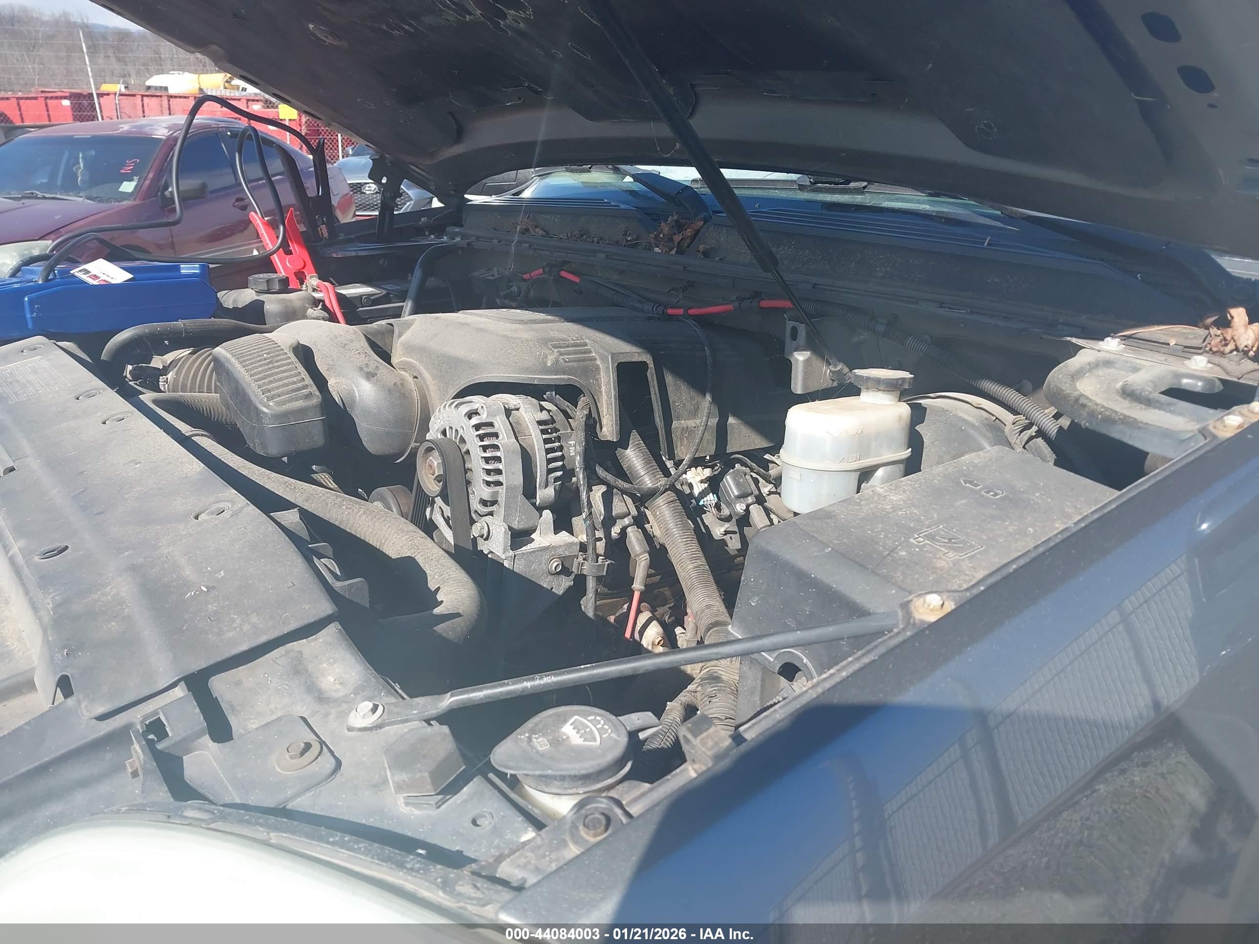 GMC YUKON image 10