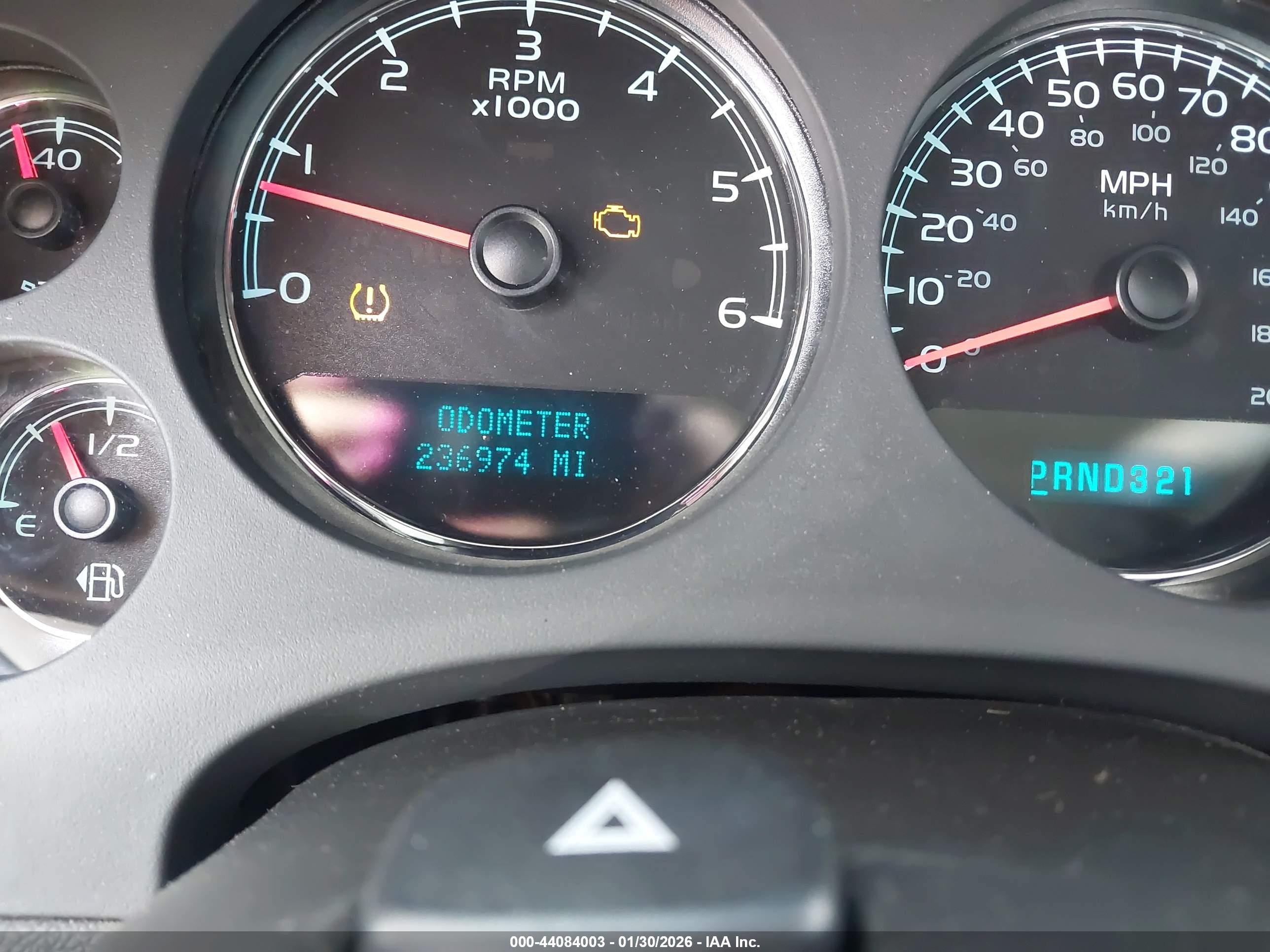 GMC YUKON image 7