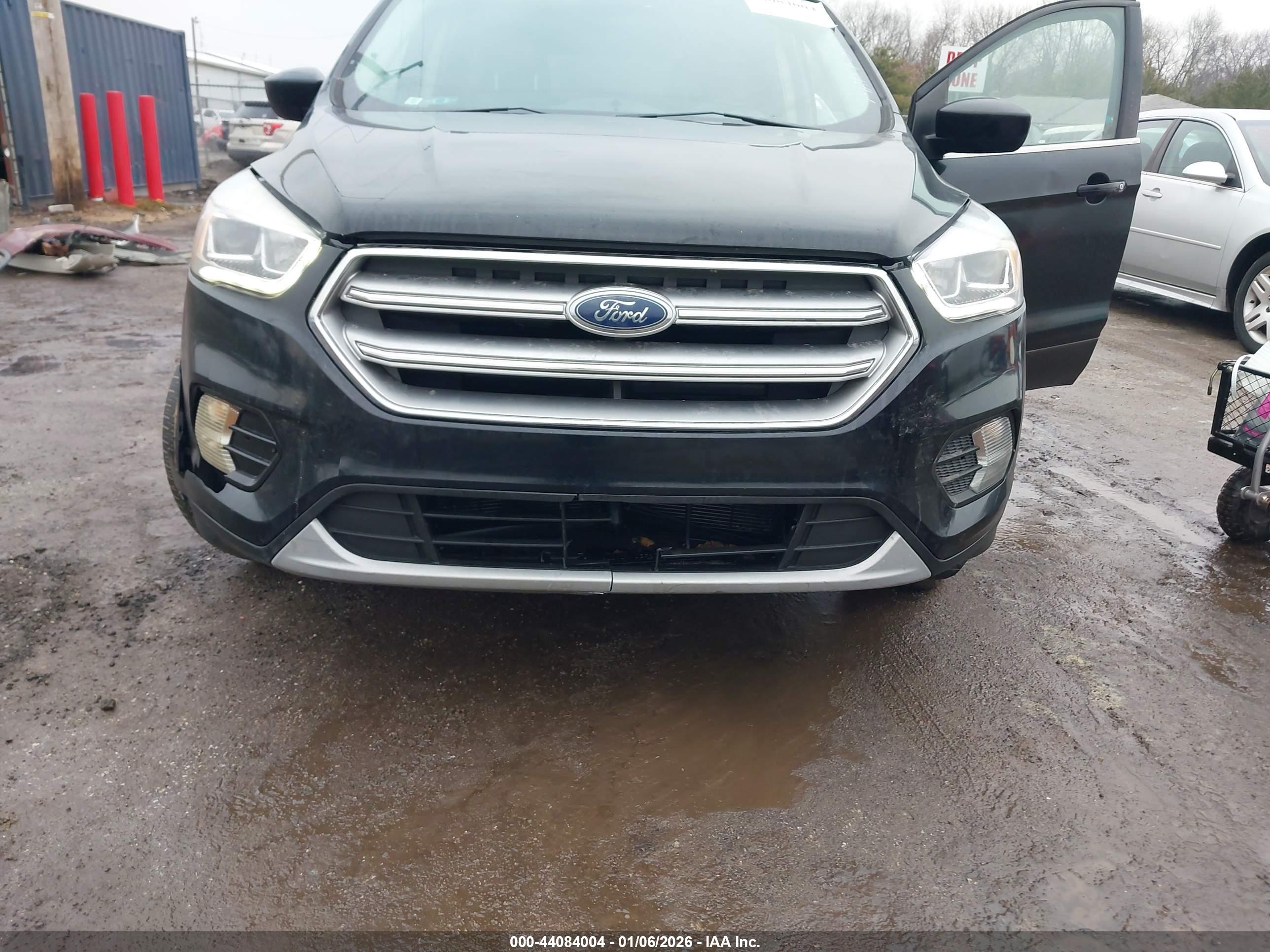 FORD ESCAPE image 6