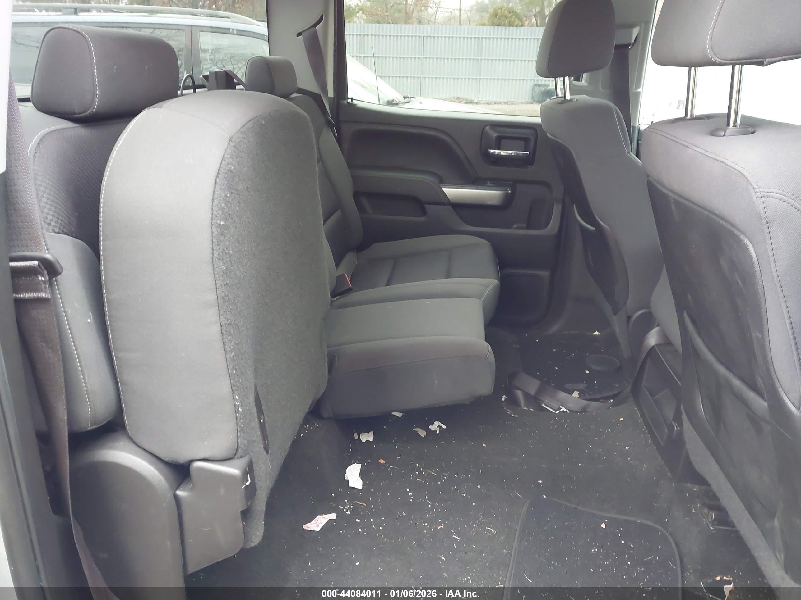 CHEVROLET SILVERADO image 8