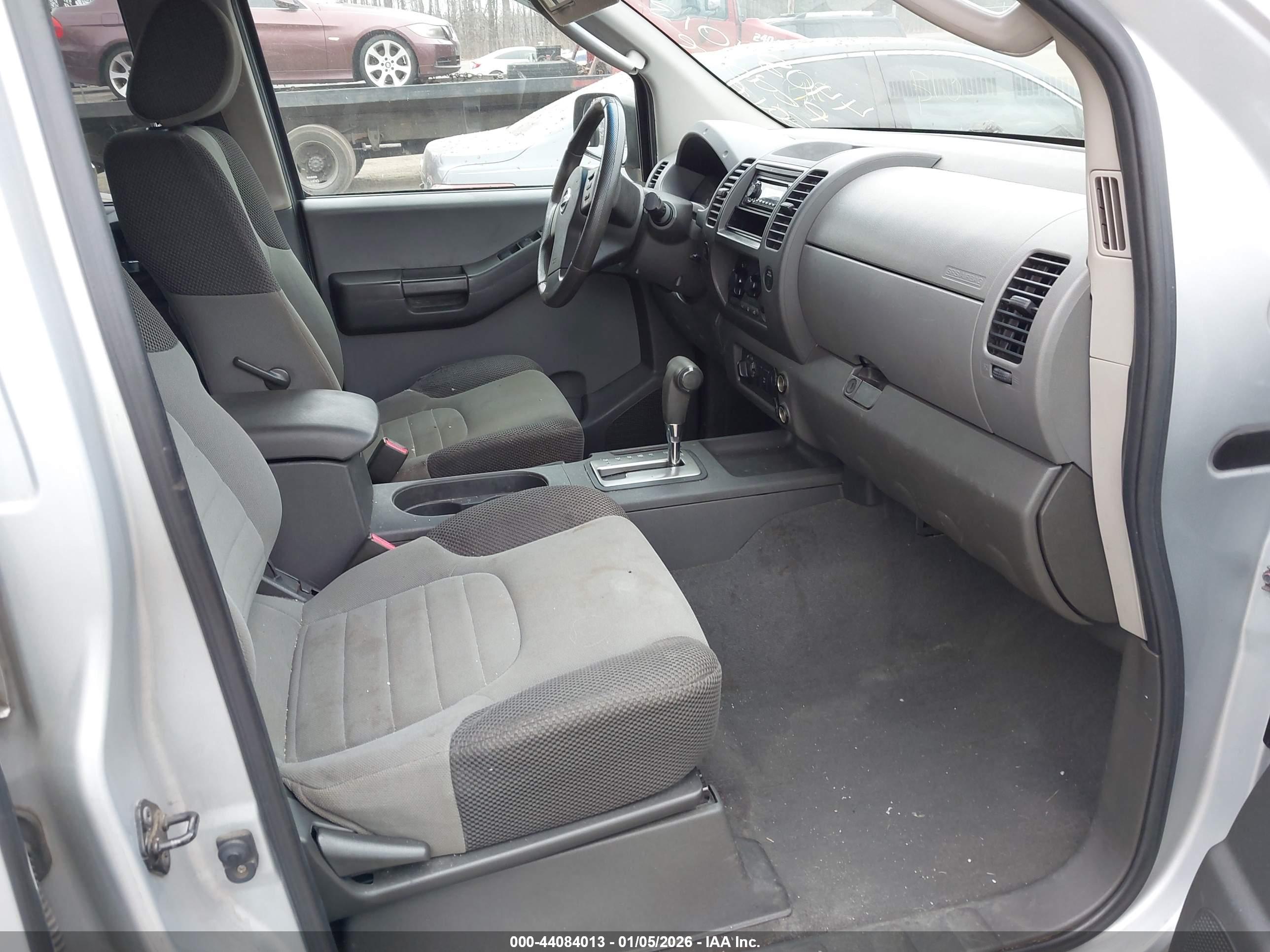 NISSAN XTERRA image 5